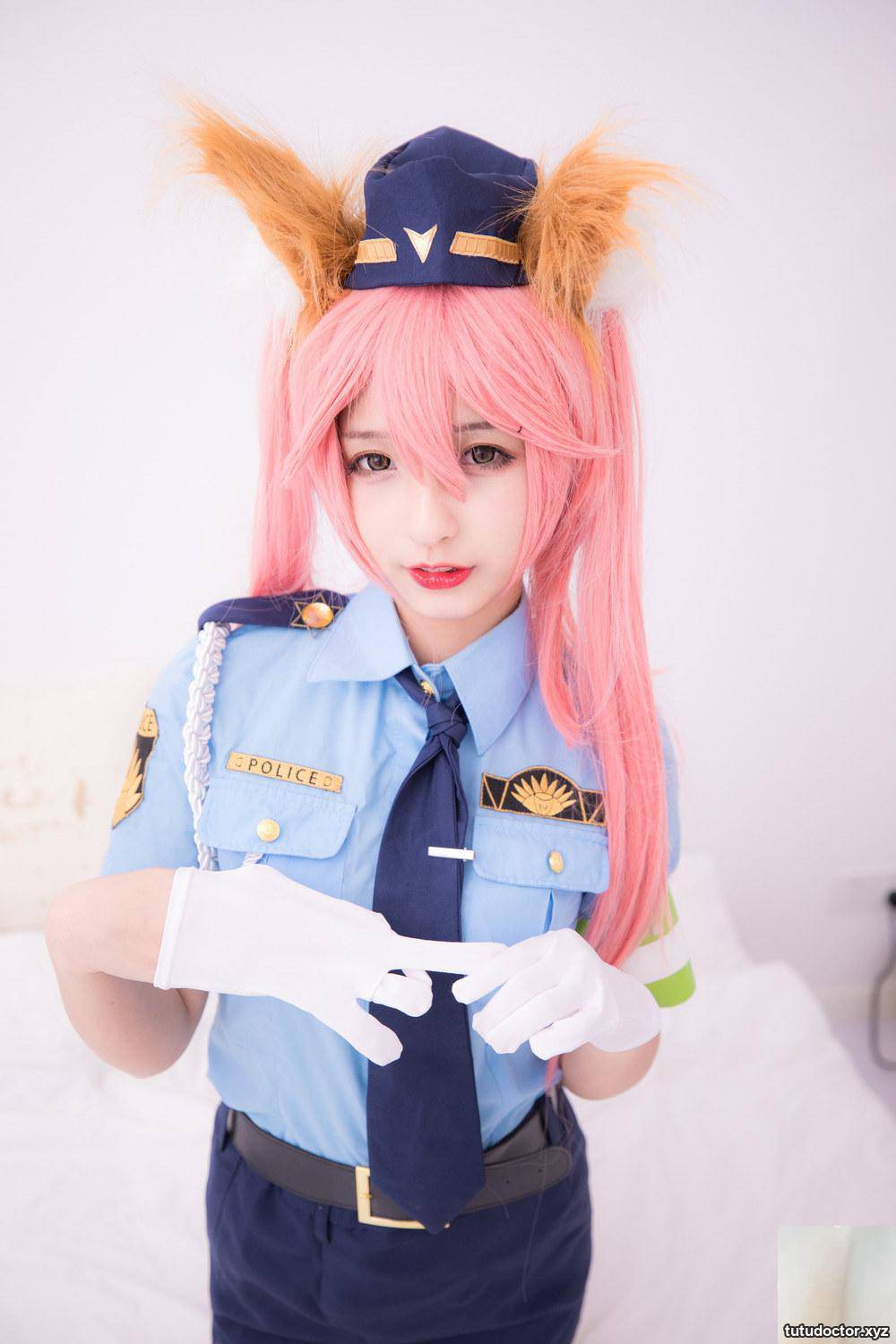 Kamikazaka Mafuyus police officers appearance in FGO-Tamamo-mae · photo 9 of 74
