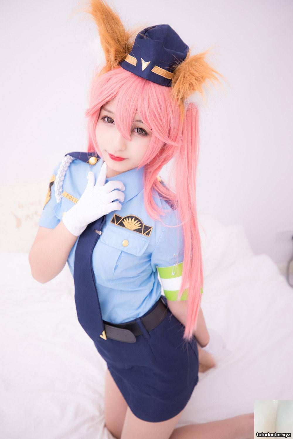 Kamikazaka Mafuyus police officers appearance in FGO-Tamamo-mae · photo 12 of 74