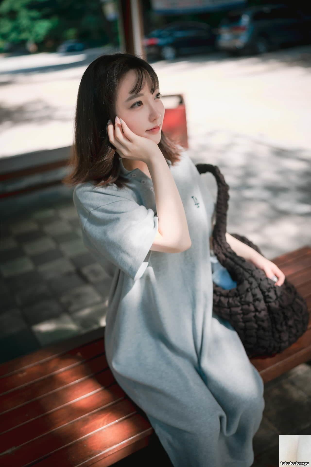 Korean Beauty (DJAWA) YeEun – A Girl in Nature (81 · photo 76 of 81
