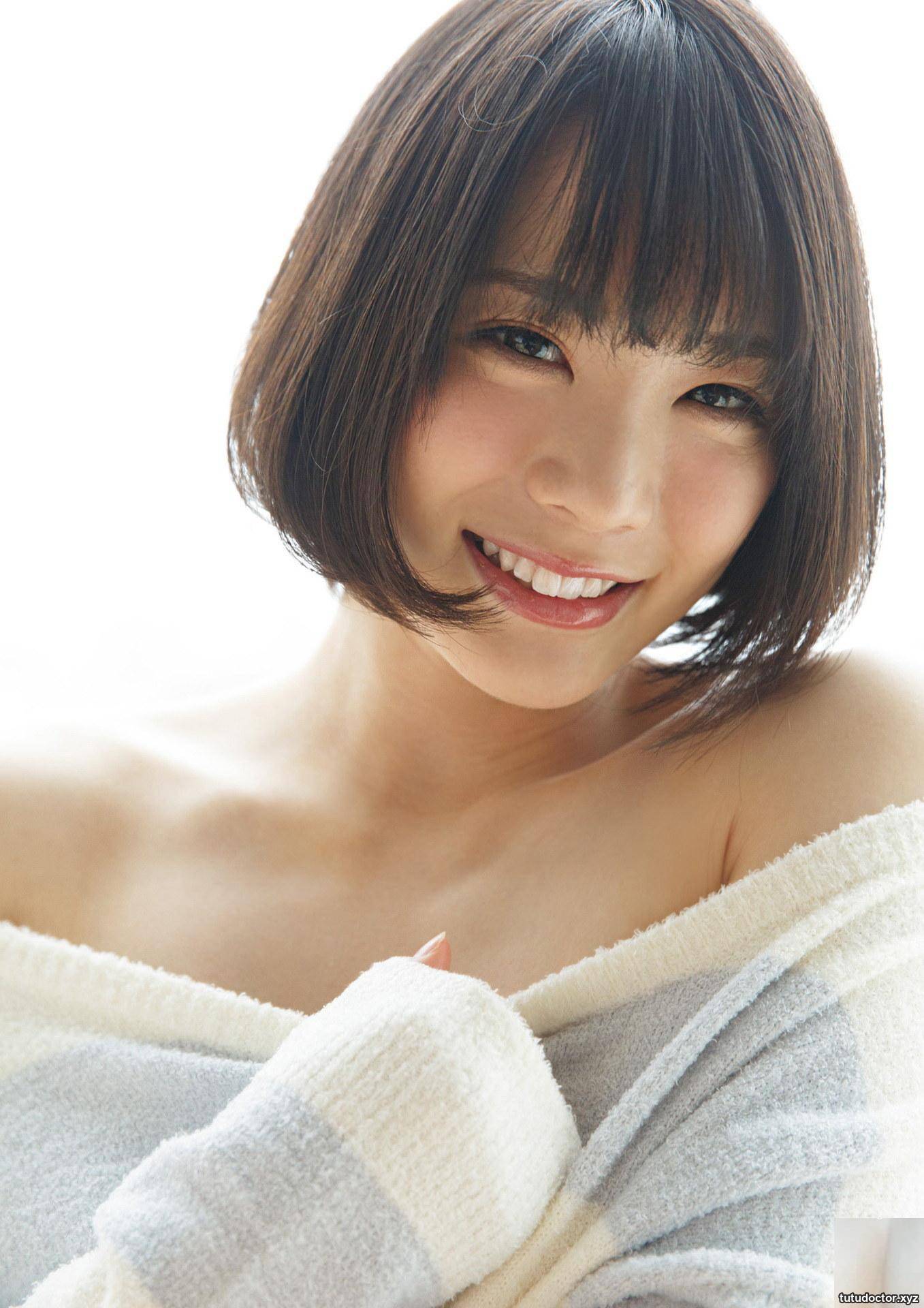 Airi Suzumura photo collection Days of Love · photo 36 of 87