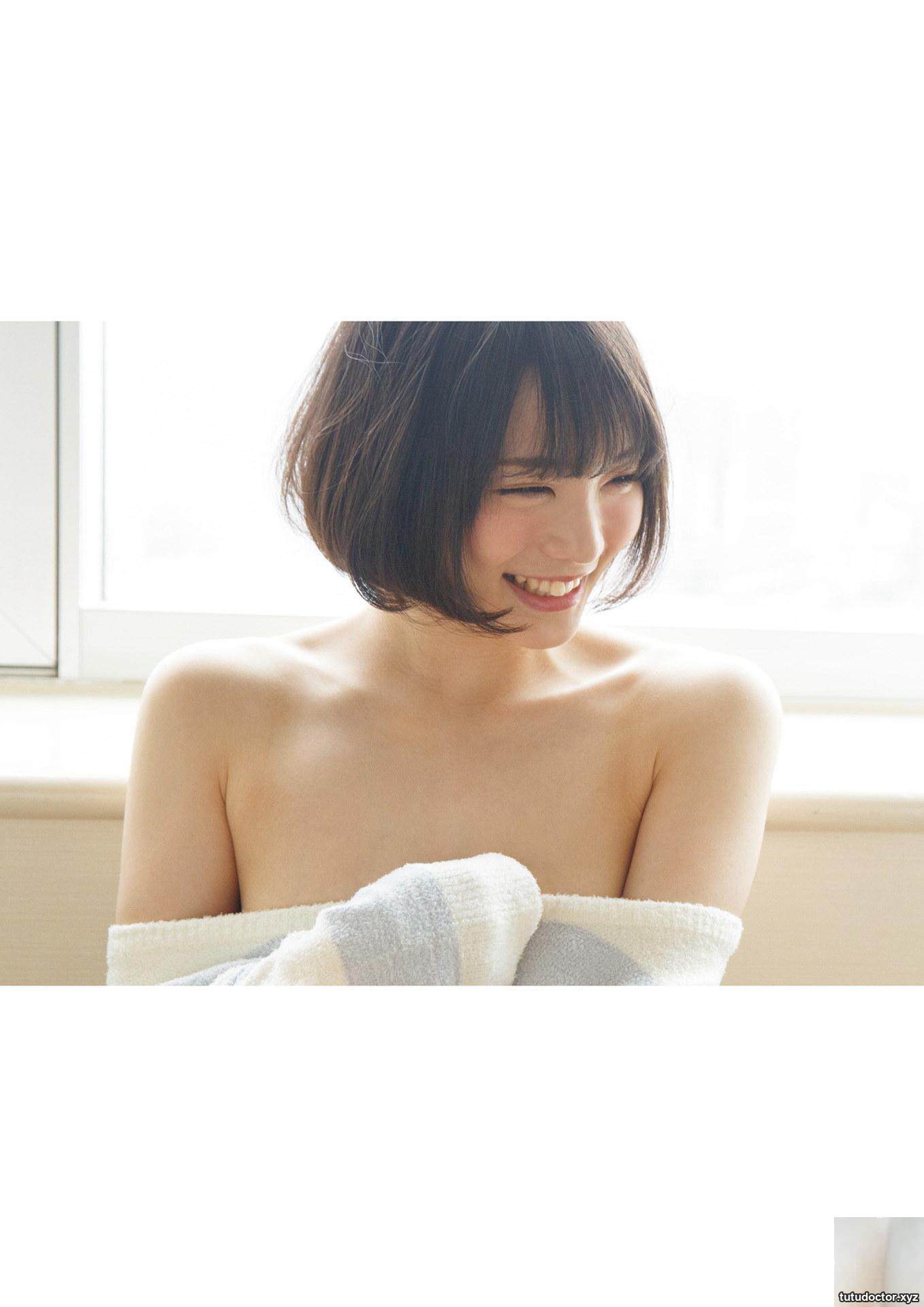 Airi Suzumura photo collection Days of Love · photo 40 of 87