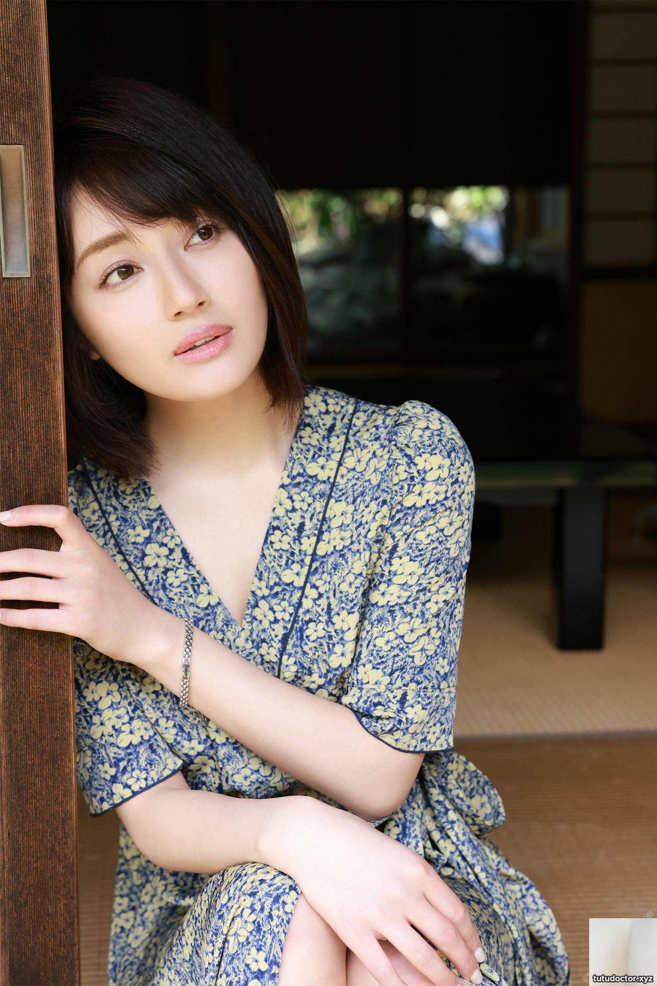 Manami Shindo enchantment vol. 2 · photo 6 of 64