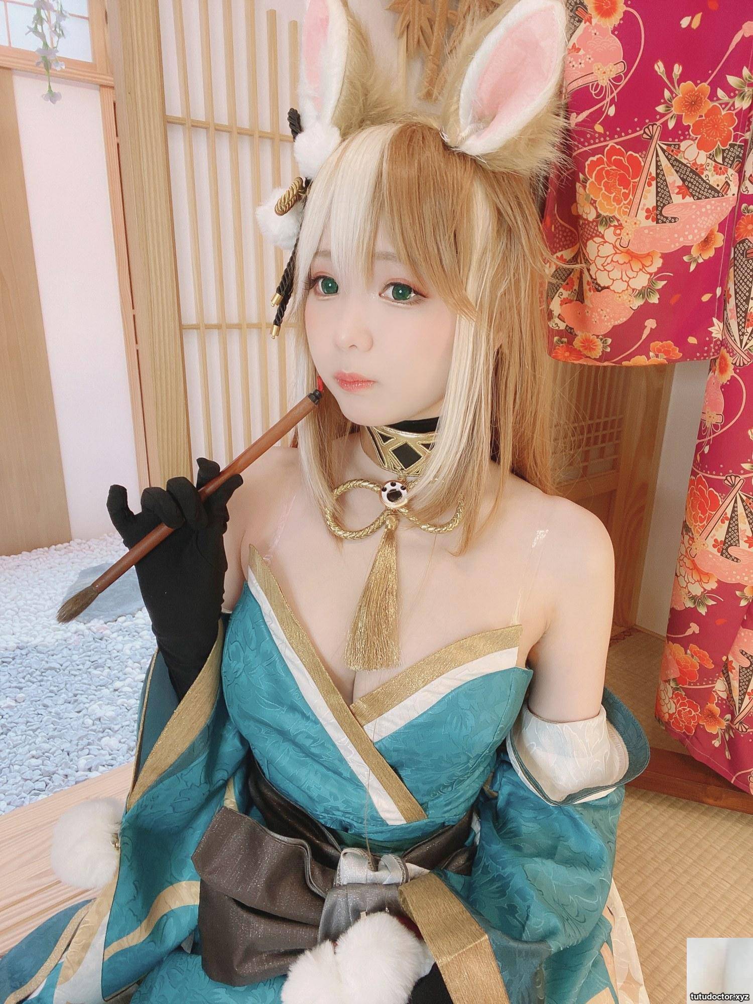 Ms Hina · photo 18 of 19