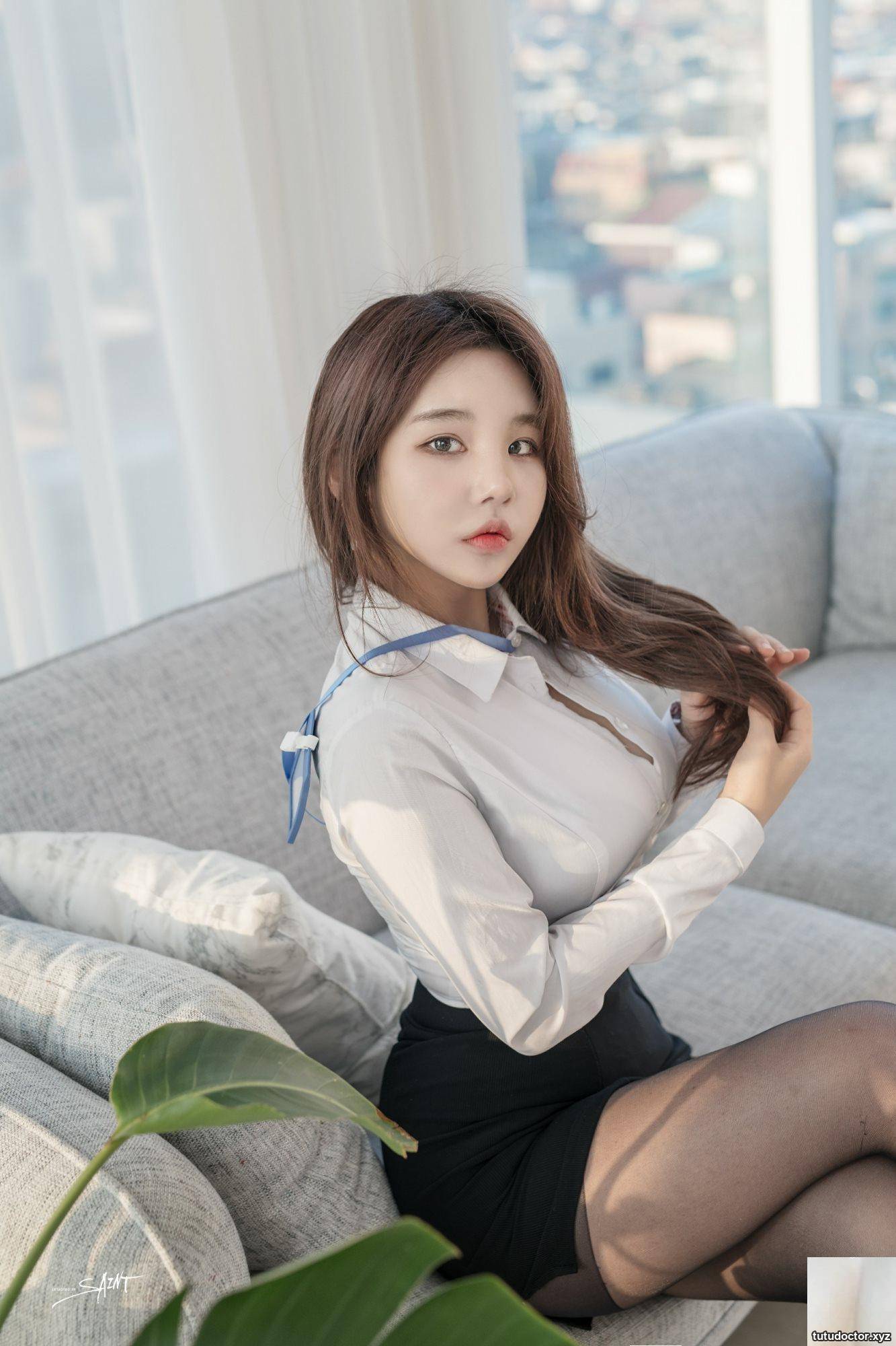 SAINT Photolife – Zzyuri (쮸리) – Shirt (6 · photo 30 of 59