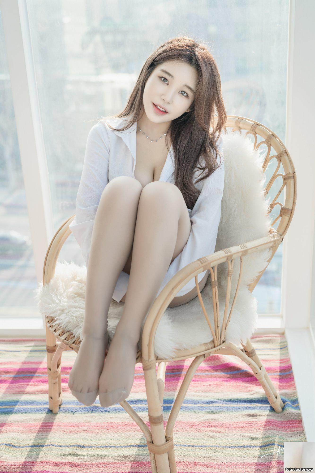 SAINT Photolife – Zzyuri (쮸리) – Shirt (6 · photo 58 of 59