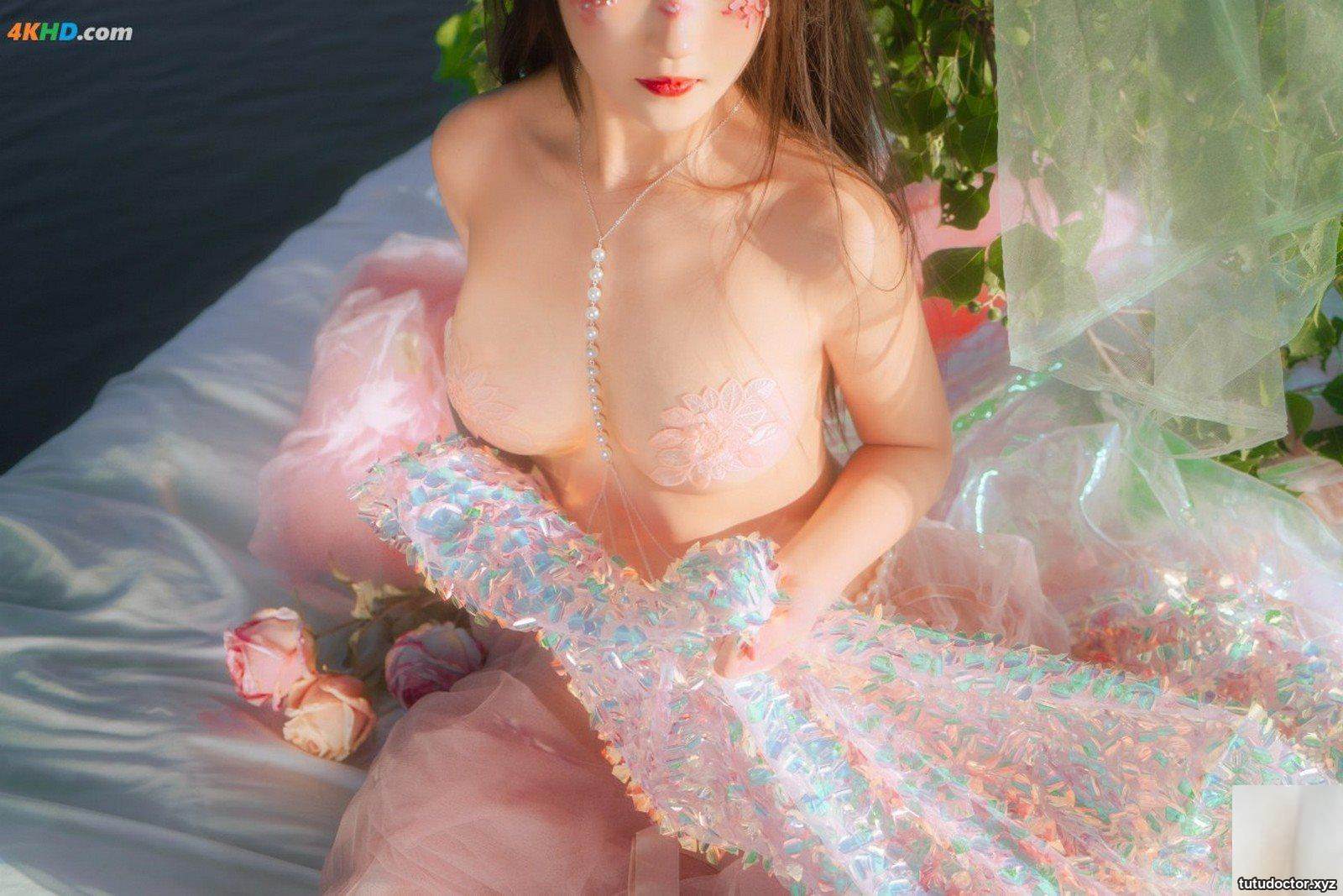 Coser@三度_69 Vol.074 Adelina by the Water · photo 6 of 32