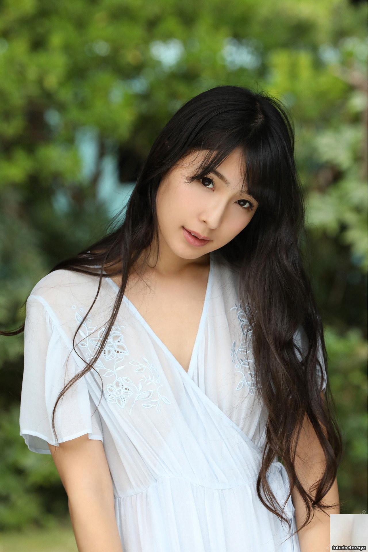 Aya Kawasaki Treasured Archive Compilation PREMIUM Digital Photo · photo 24 of 92