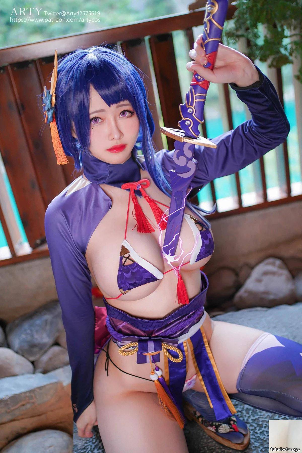 Cosplay Arty Aya Genshin Raidenden · photo 5 of 64
