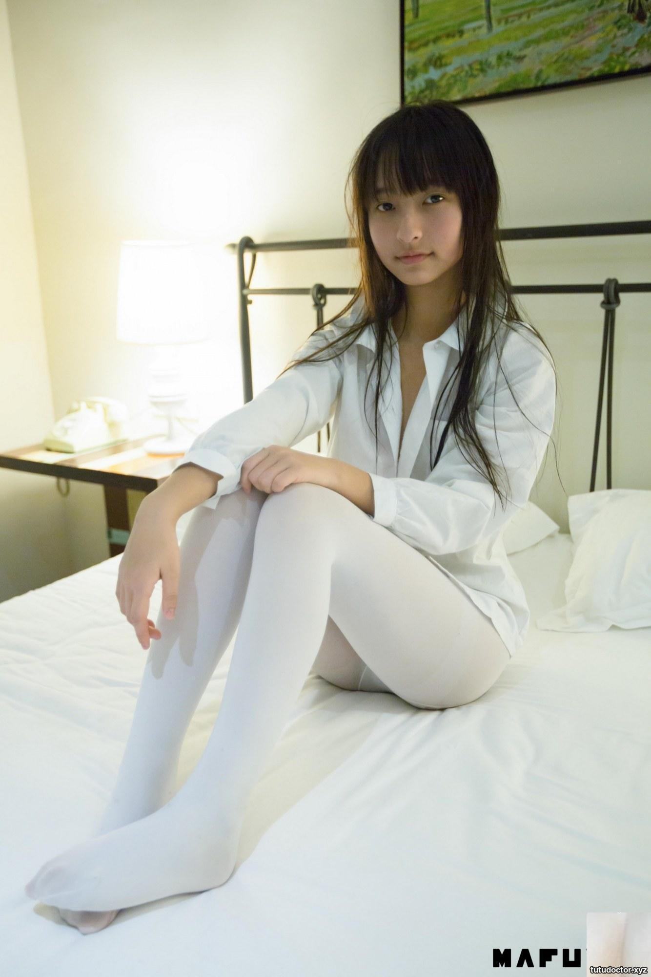Kagakusaka Mafuyus Split Type Shikusui white pantyhose makes me · photo 45 of 48