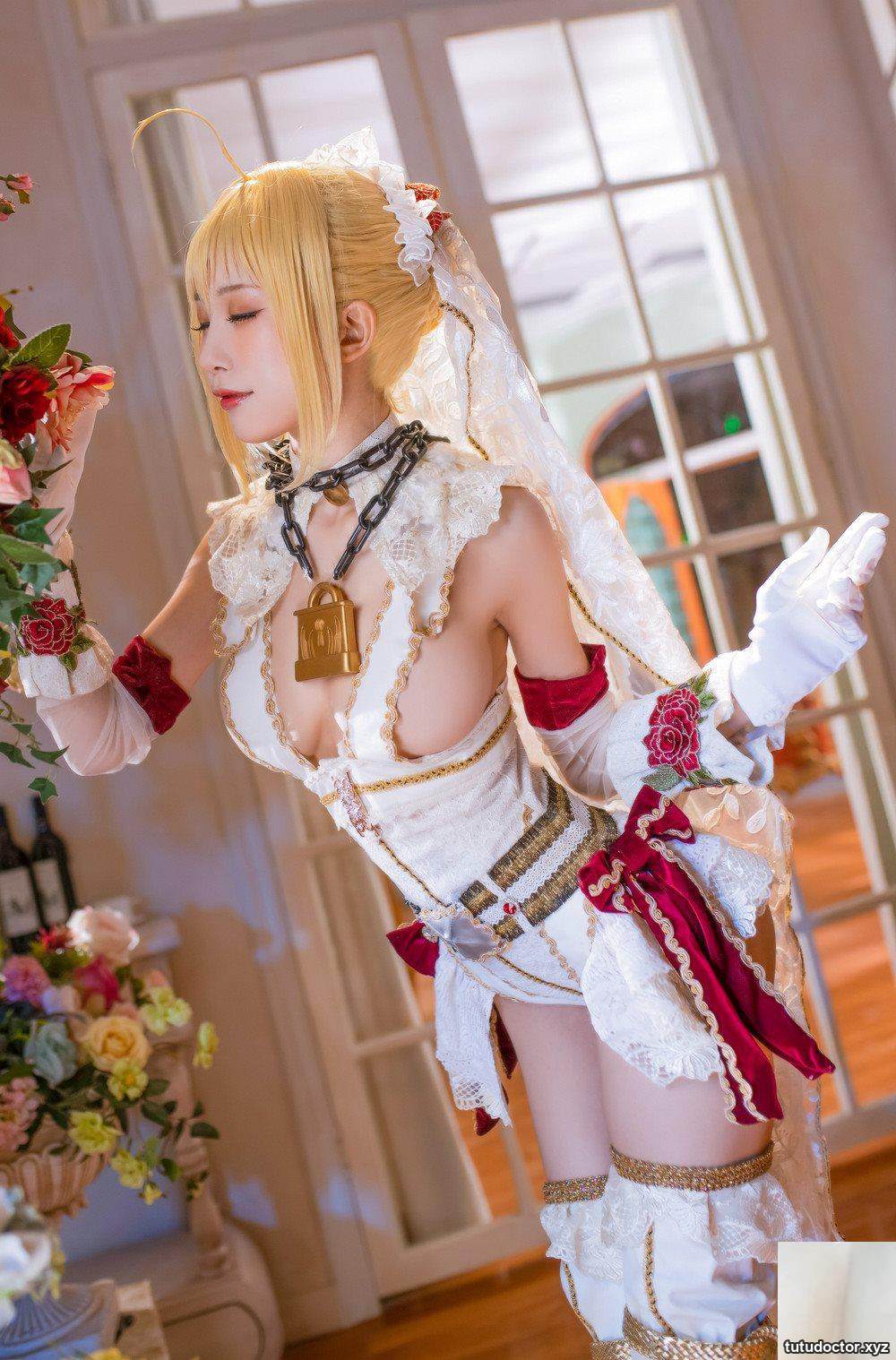 Shui Miao Aquas FGO- Nero sexy dowry side boobs for you to see · photo 2 of 35