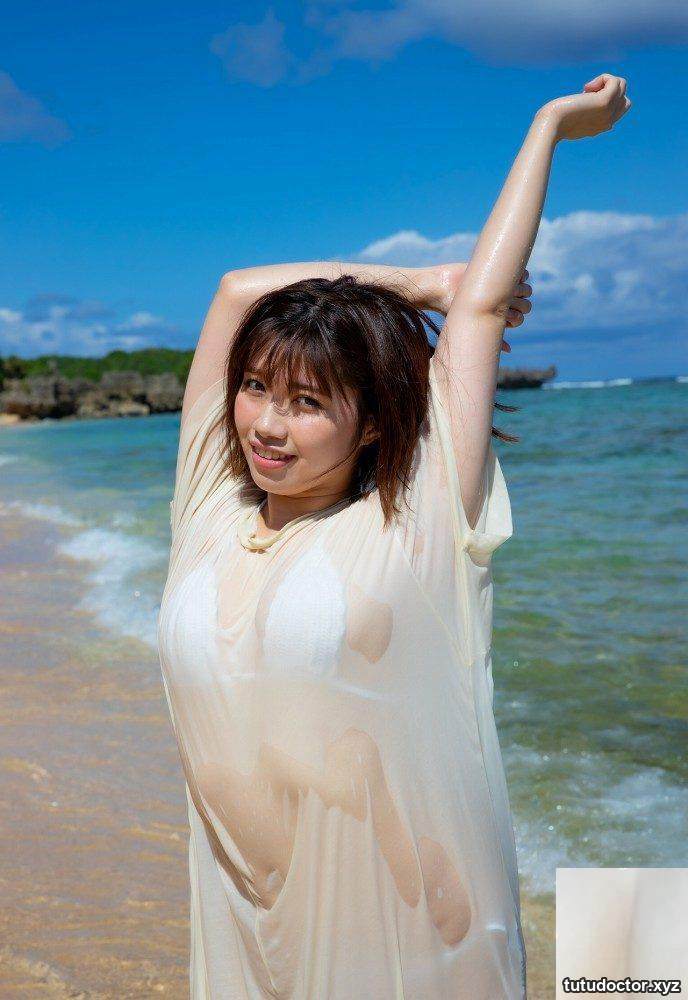 Nozomi Ishihara, a big-breasted beautiful girl with a friendly · photo 2 of 11