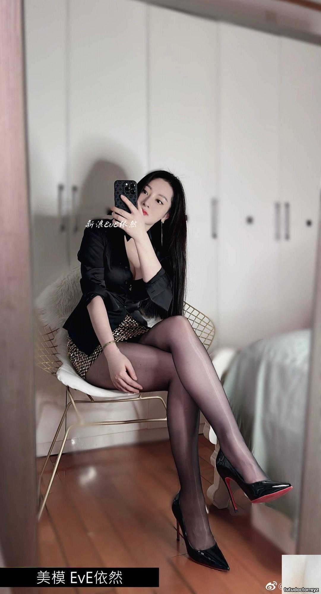 Beautiful model EvE is still in Twitter Collection VIP Exclusive · photo 87 of 103