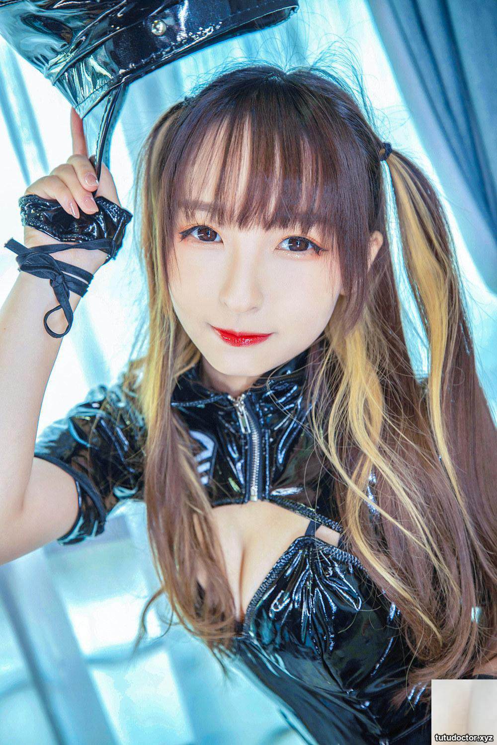Kamikazaka Mafuyus Sexy Police Officer 2 fishnet stockings and · photo 35 of 76