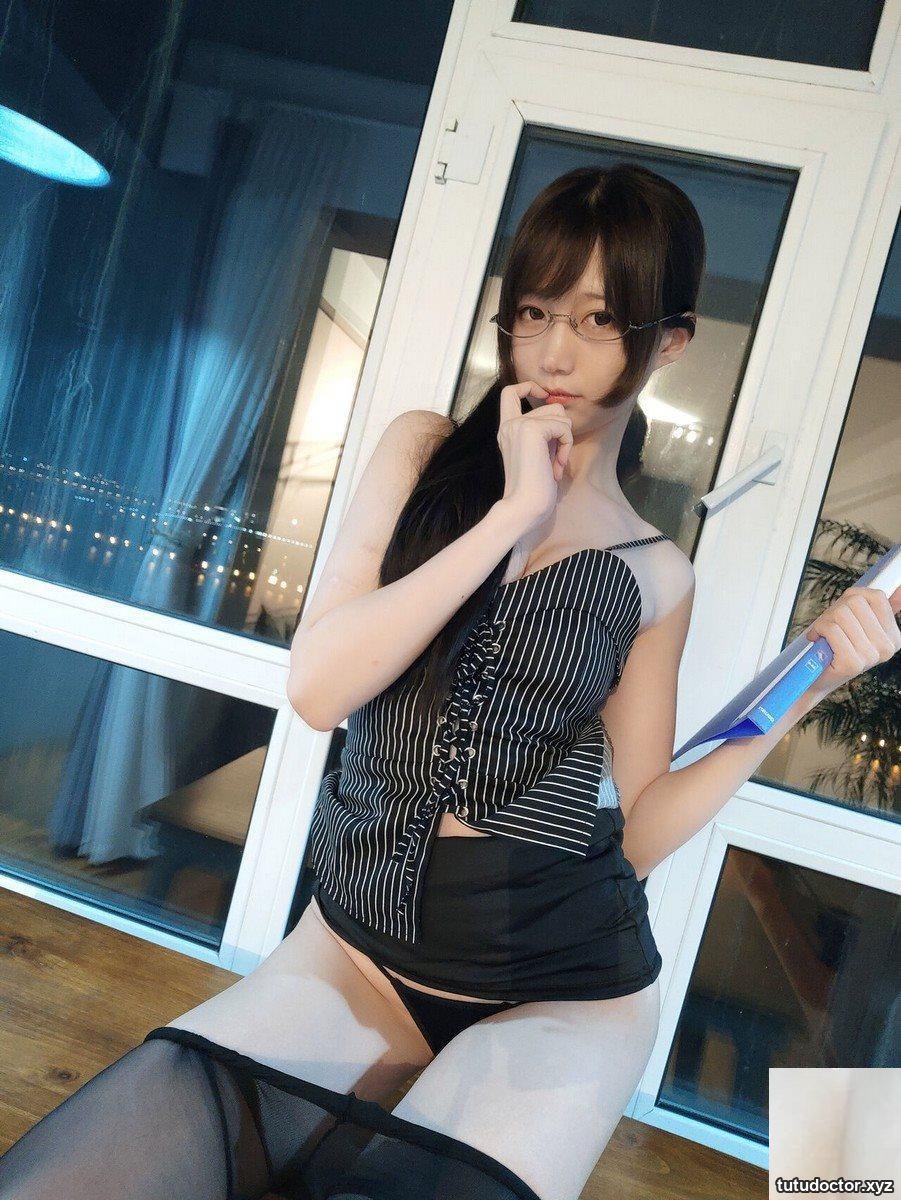 Monster Meow Play Exclusive Secretary · photo 30 of 60