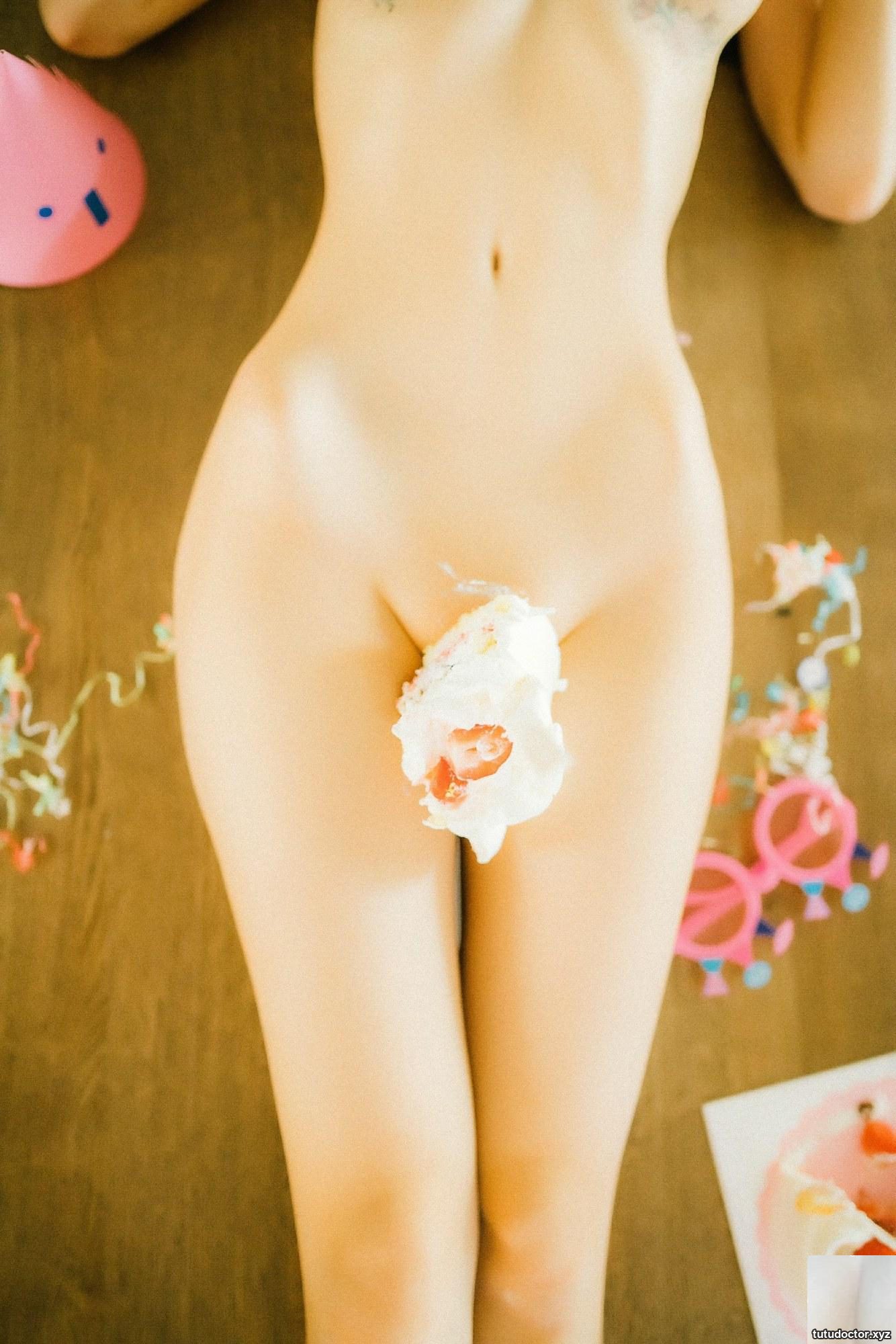 Mona (모나) – Happy Birt · photo 45 of 60