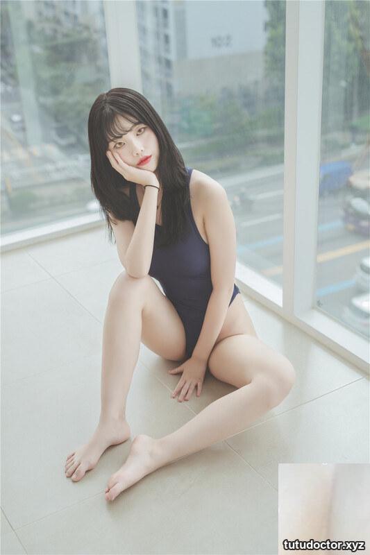 Yuna (윤아) – NO.03 (SAINT Photolife) Grow · photo 14 of 49