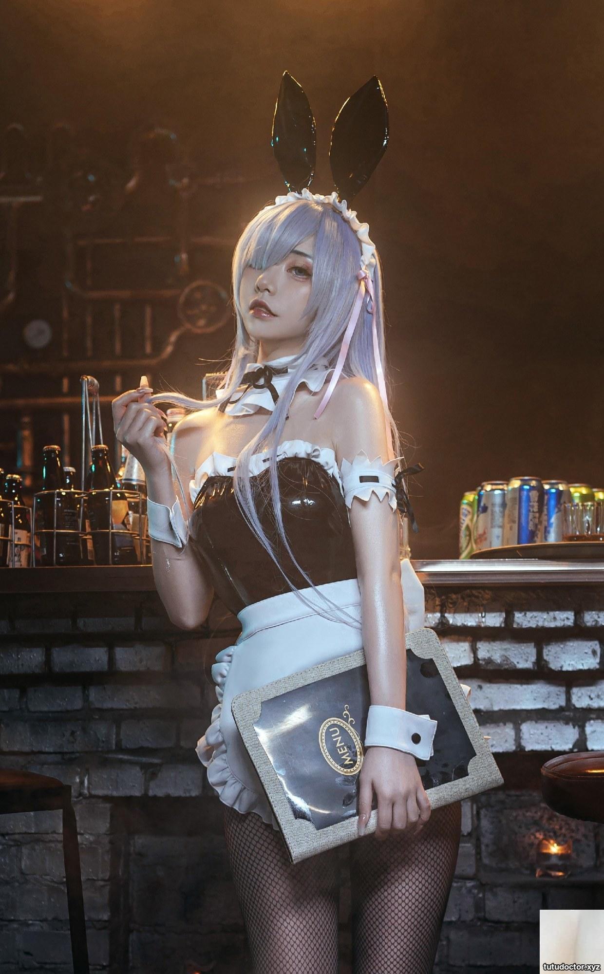 Explosive Girl Meow Xiaoji – Night Life from Scratch · photo 9 of 52