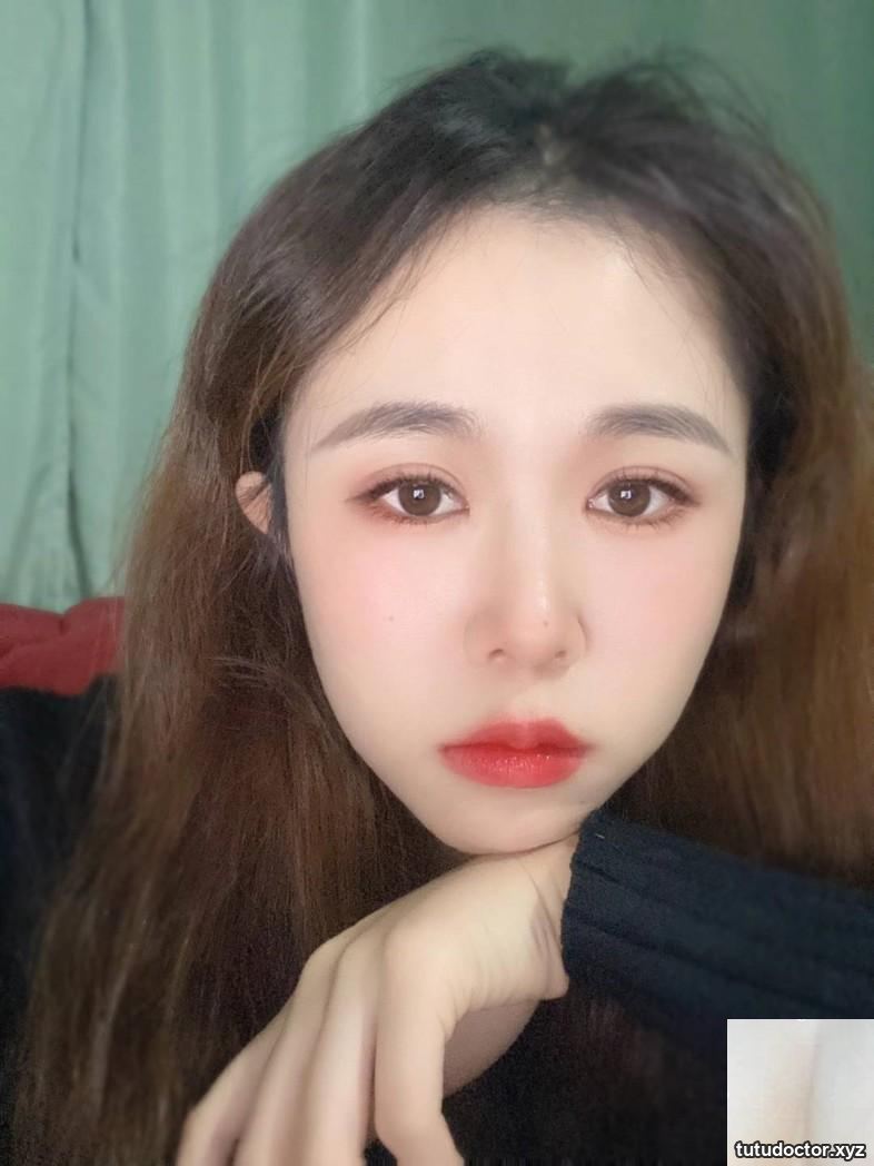 A pink and tender sophomore girl from Qingdao University and her · photo 16 of 18