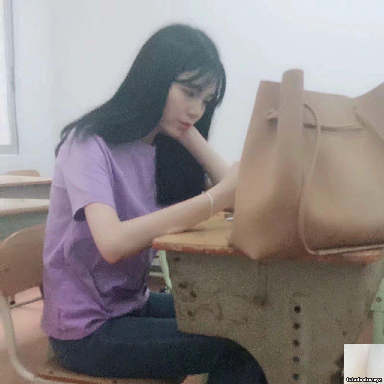 I cant imagine how she is going to play · photo 3 of 10