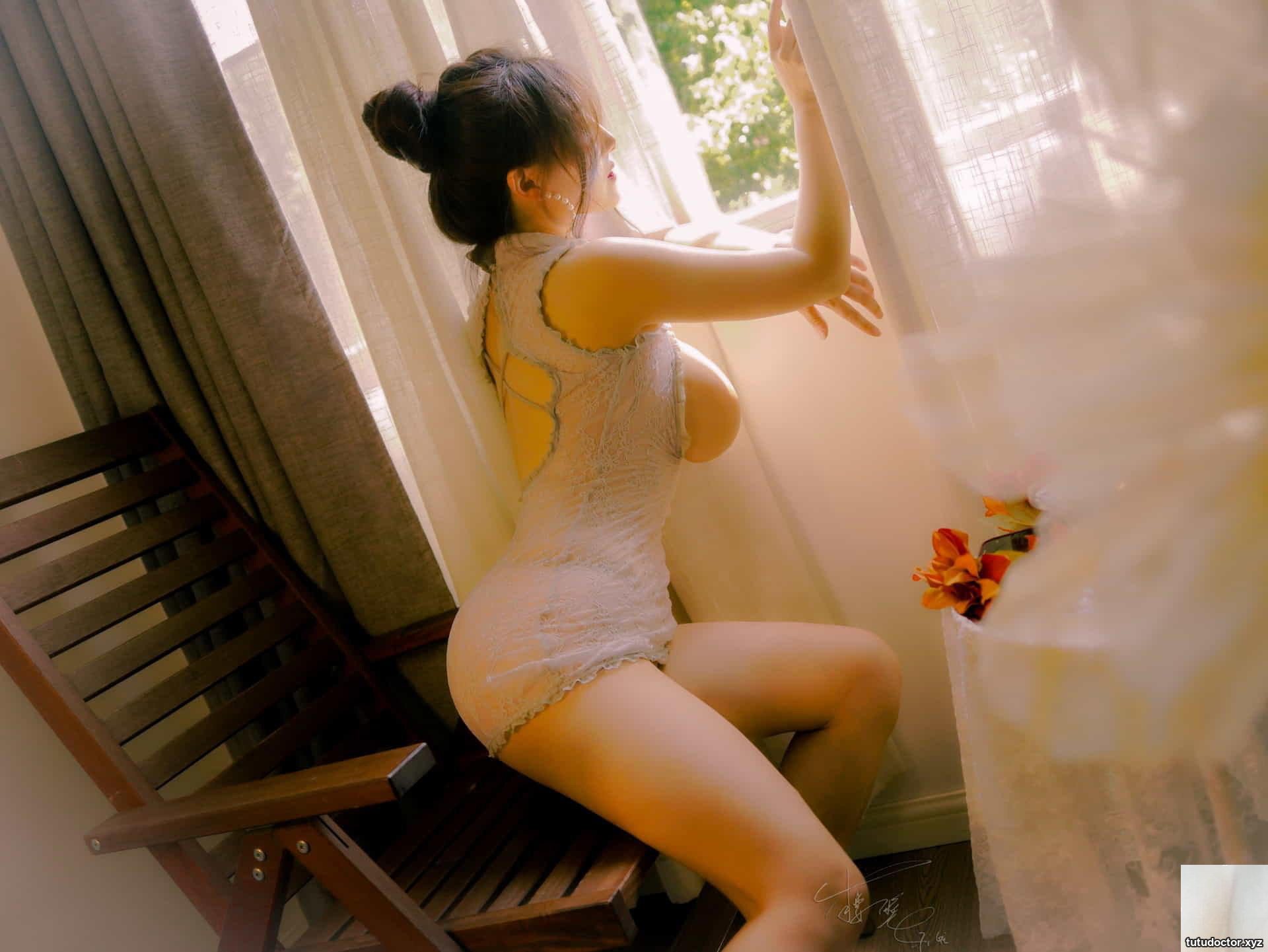 Yingwan GiGi – Whose window screen was blown · photo 18 of 20