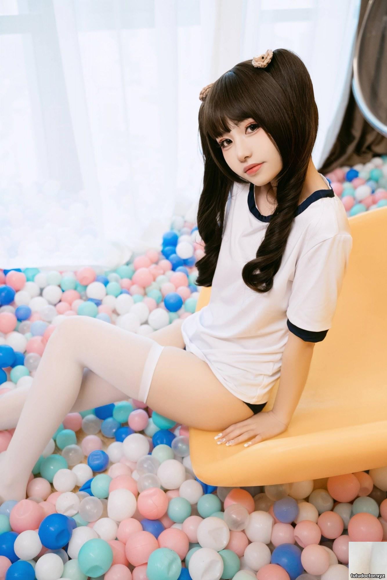 Welfare girl Meow Xiaojis Xiaojis Private Paradise VIP Exclusive · photo 24 of 89