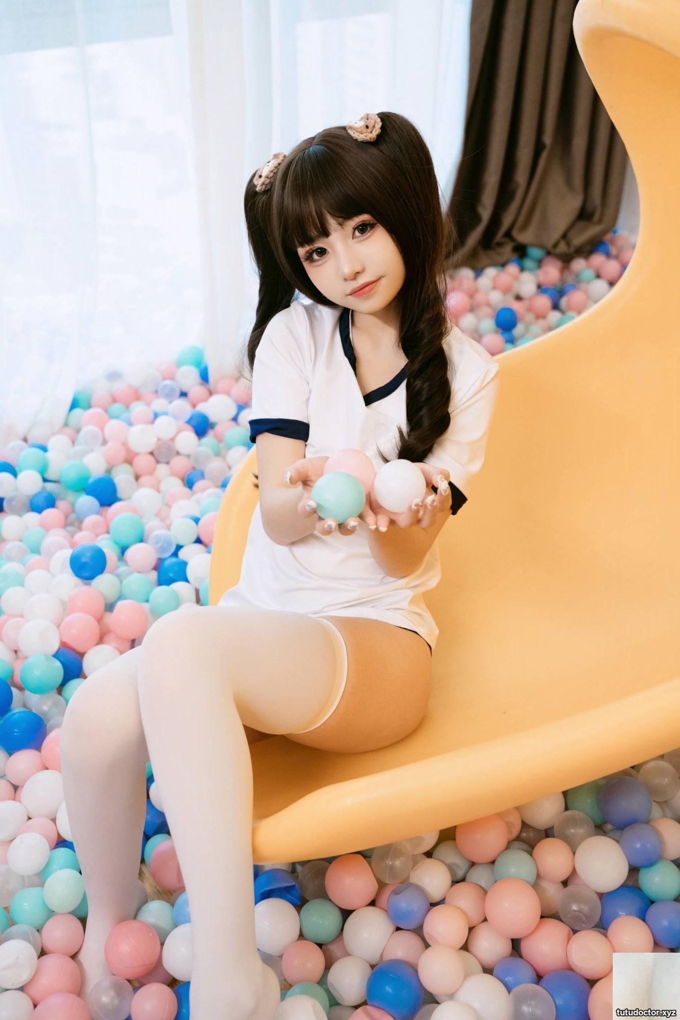 Welfare girl Meow Xiaojis Xiaojis Private Paradise VIP Exclusive · photo 32 of 89