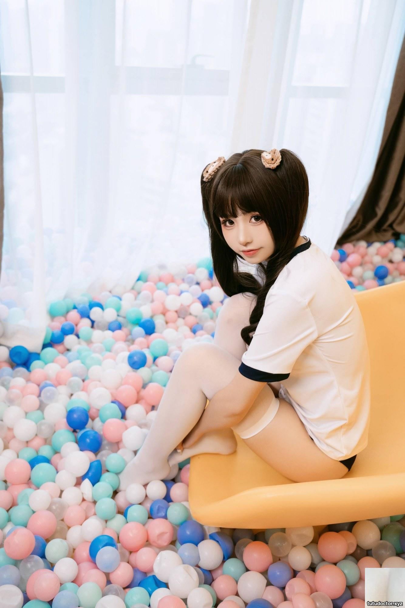 Welfare girl Meow Xiaojis Xiaojis Private Paradise VIP Exclusive · photo 35 of 89