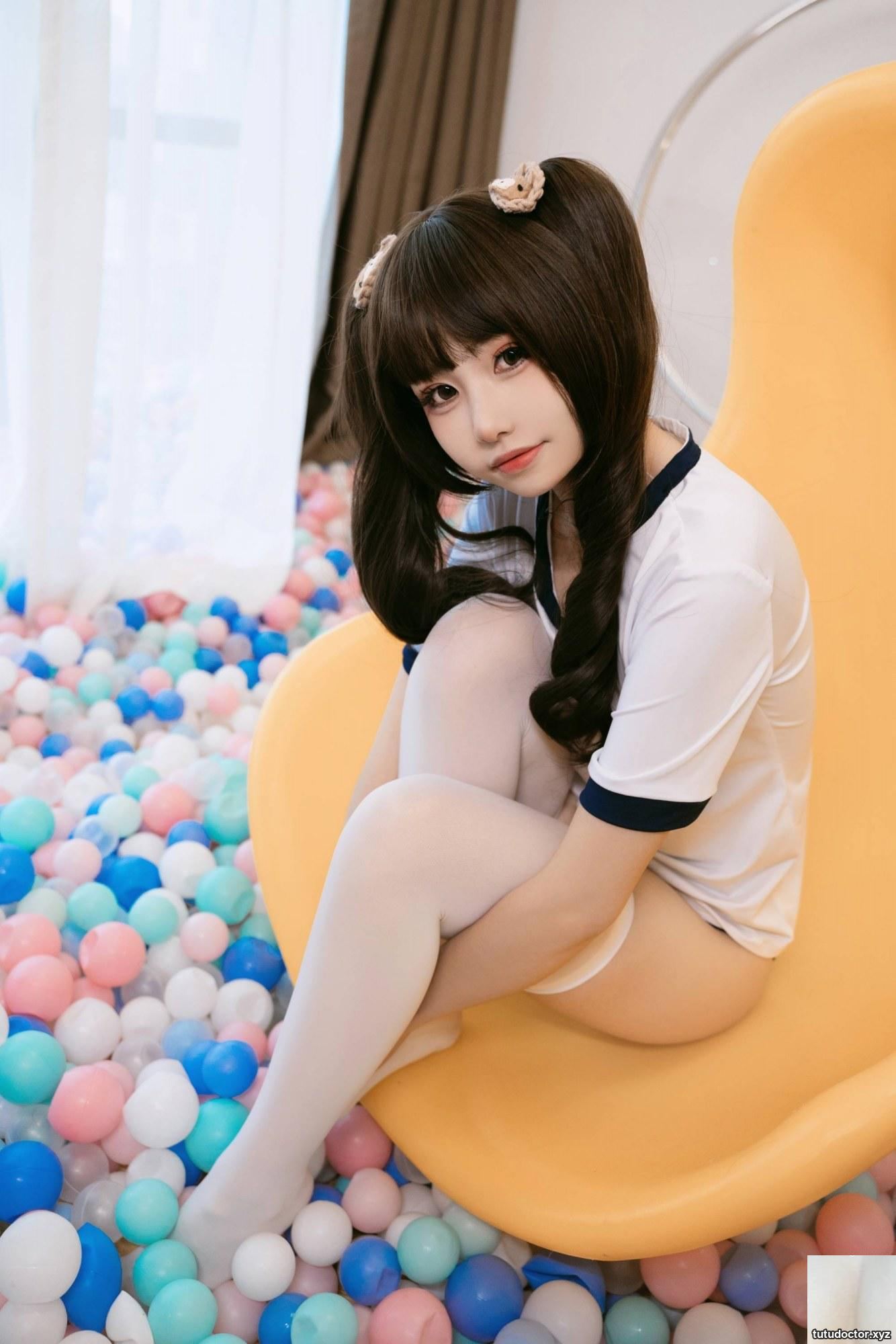 Welfare girl Meow Xiaojis Xiaojis Private Paradise VIP Exclusive · photo 36 of 89