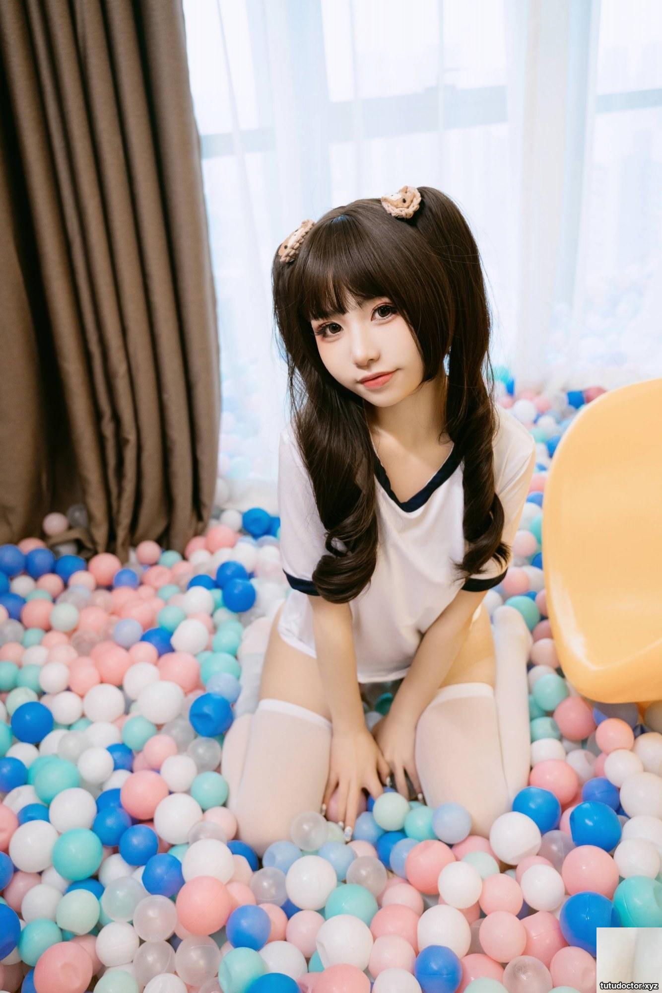 Welfare girl Meow Xiaojis Xiaojis Private Paradise VIP Exclusive · photo 38 of 89