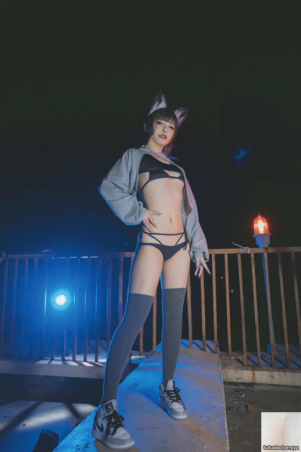 Mafuyu Kagurazaka《Black Wolf Sister》 Harmless Manic Hidemi Waist · photo 33 of 66
