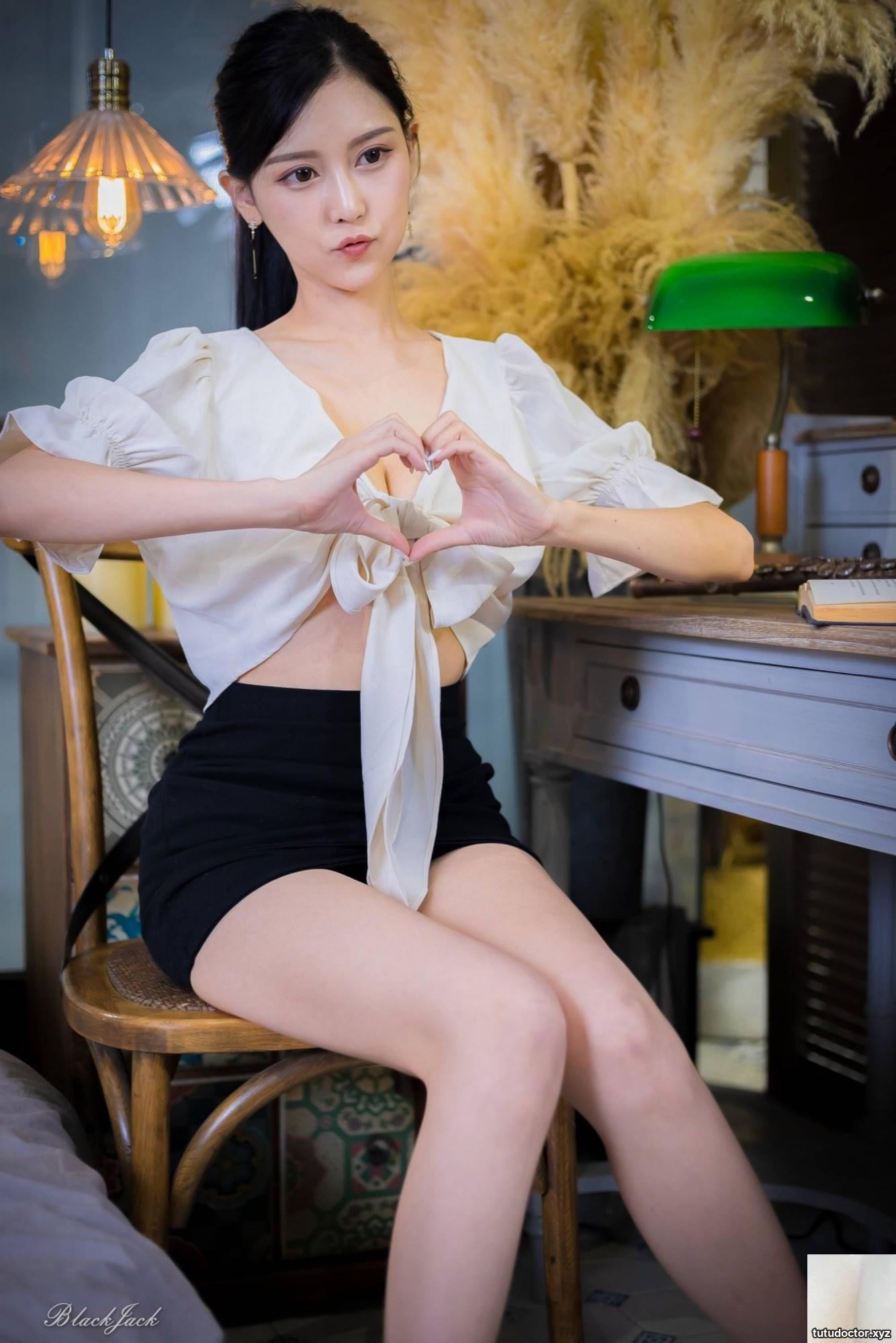 Long-legged beauty model Xu Huiling, sexy OL, high heels and · photo 51 of 72