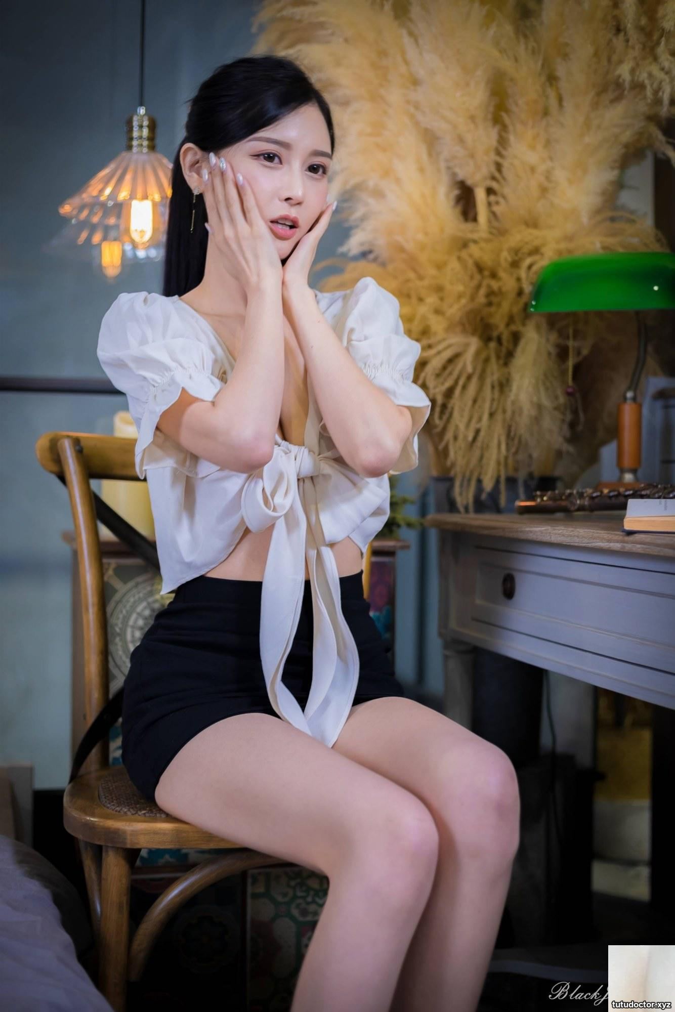 Long-legged beauty model Xu Huiling, sexy OL, high heels and · photo 55 of 72