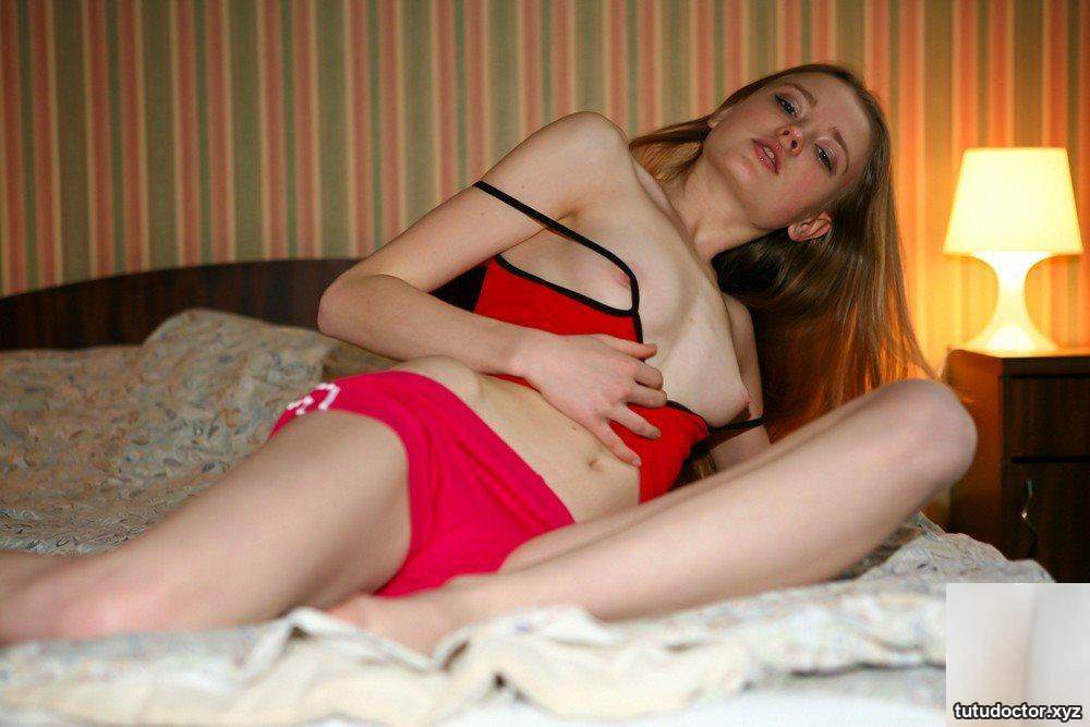 Stunning18 Avril A – Avril – Bed Time · photo 36 of 54
