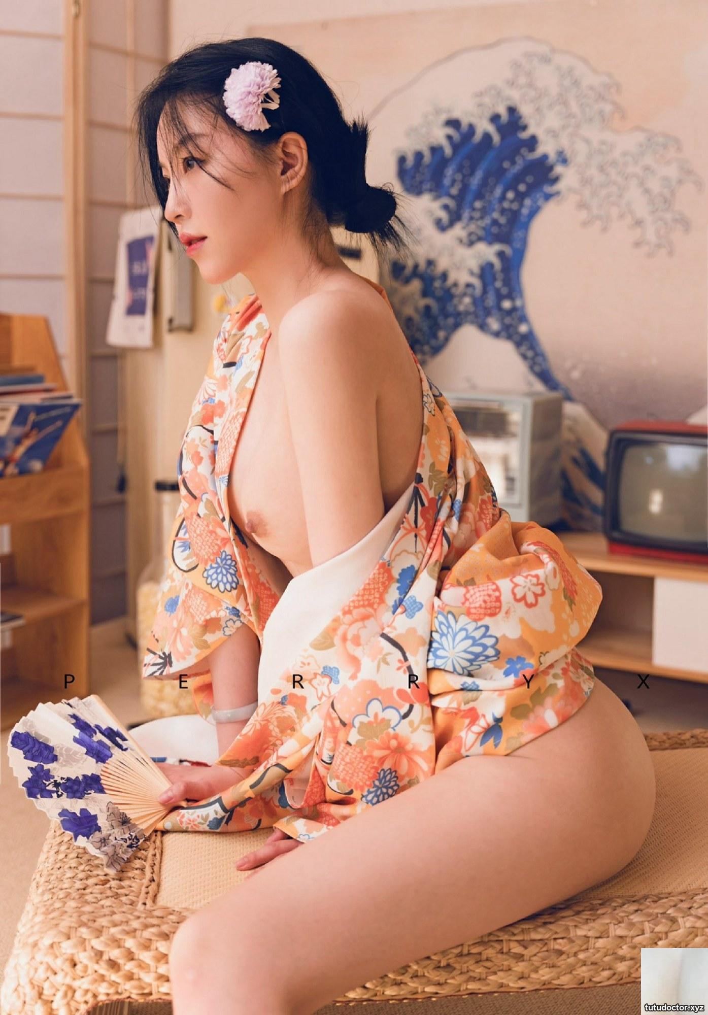 Top little beauty orange cat juju nude body art · photo 54 of 91