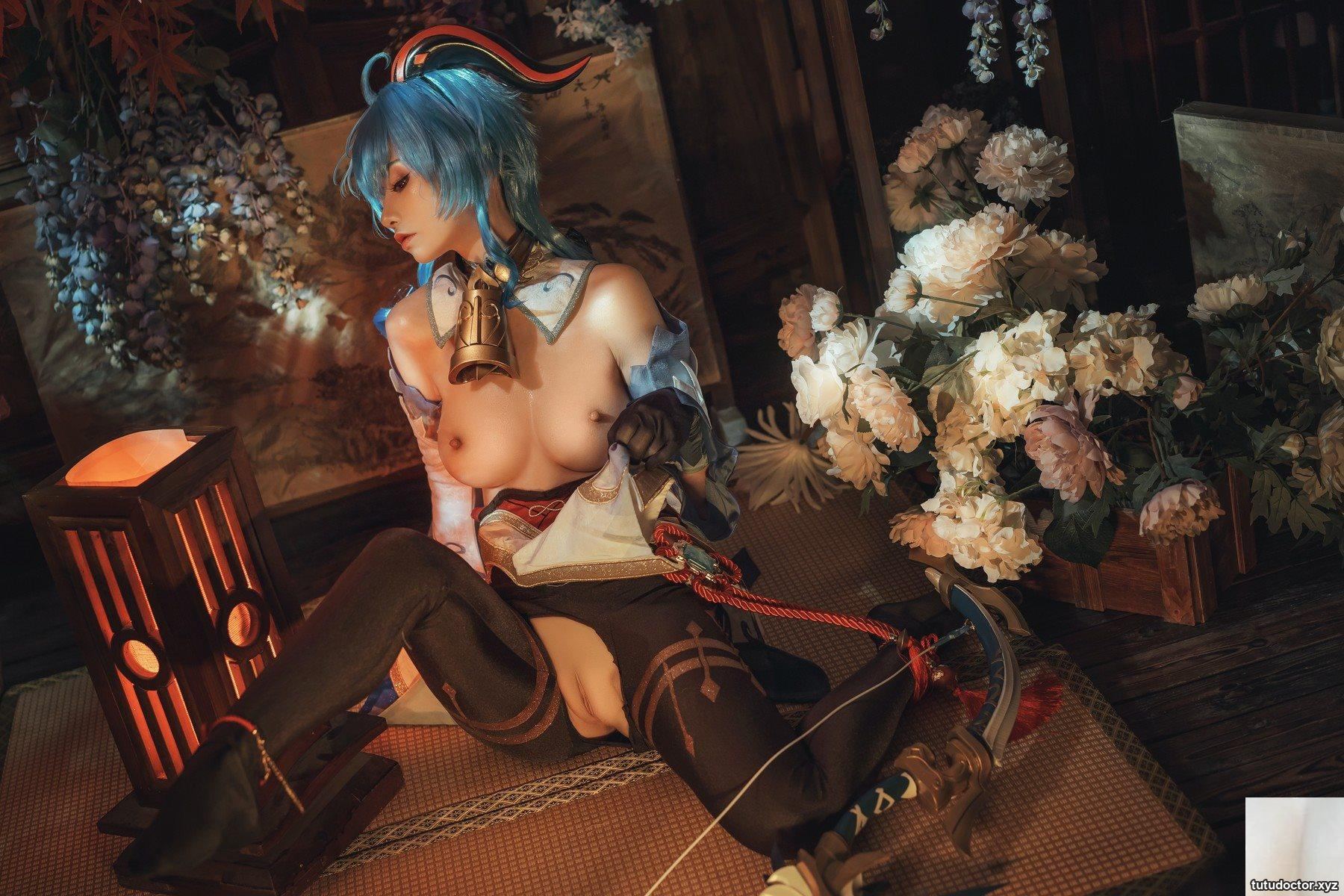 Explosive Girl Meow Xiaoji Cosplay Genshin Impact Ganyu · photo 25 of 61