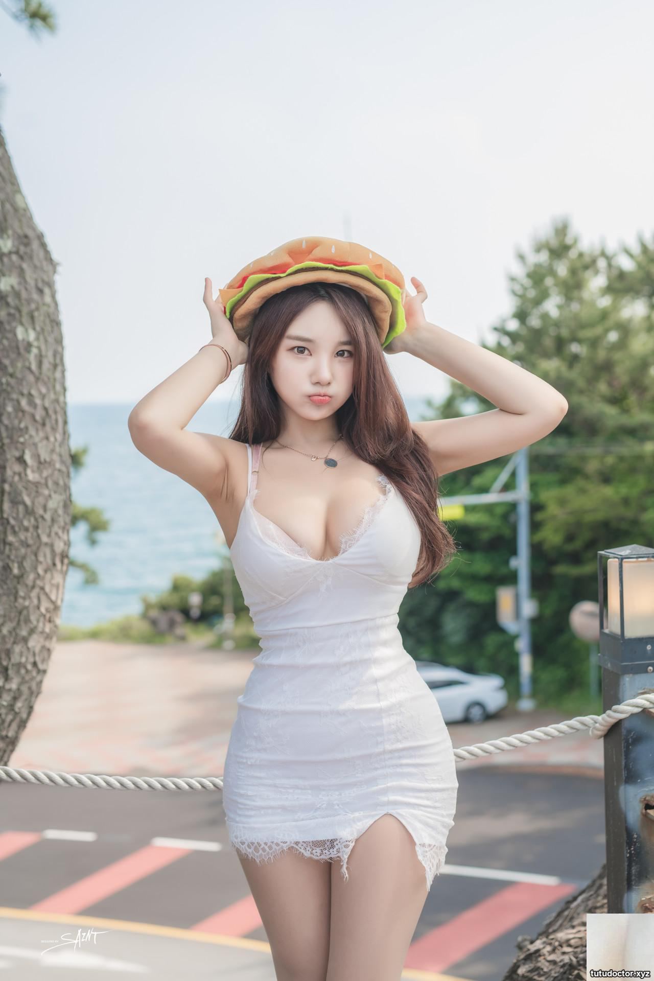 Zzyuri 쮸리, (SAINT Photolife) Jezzyuri (6 · photo 4 of 65