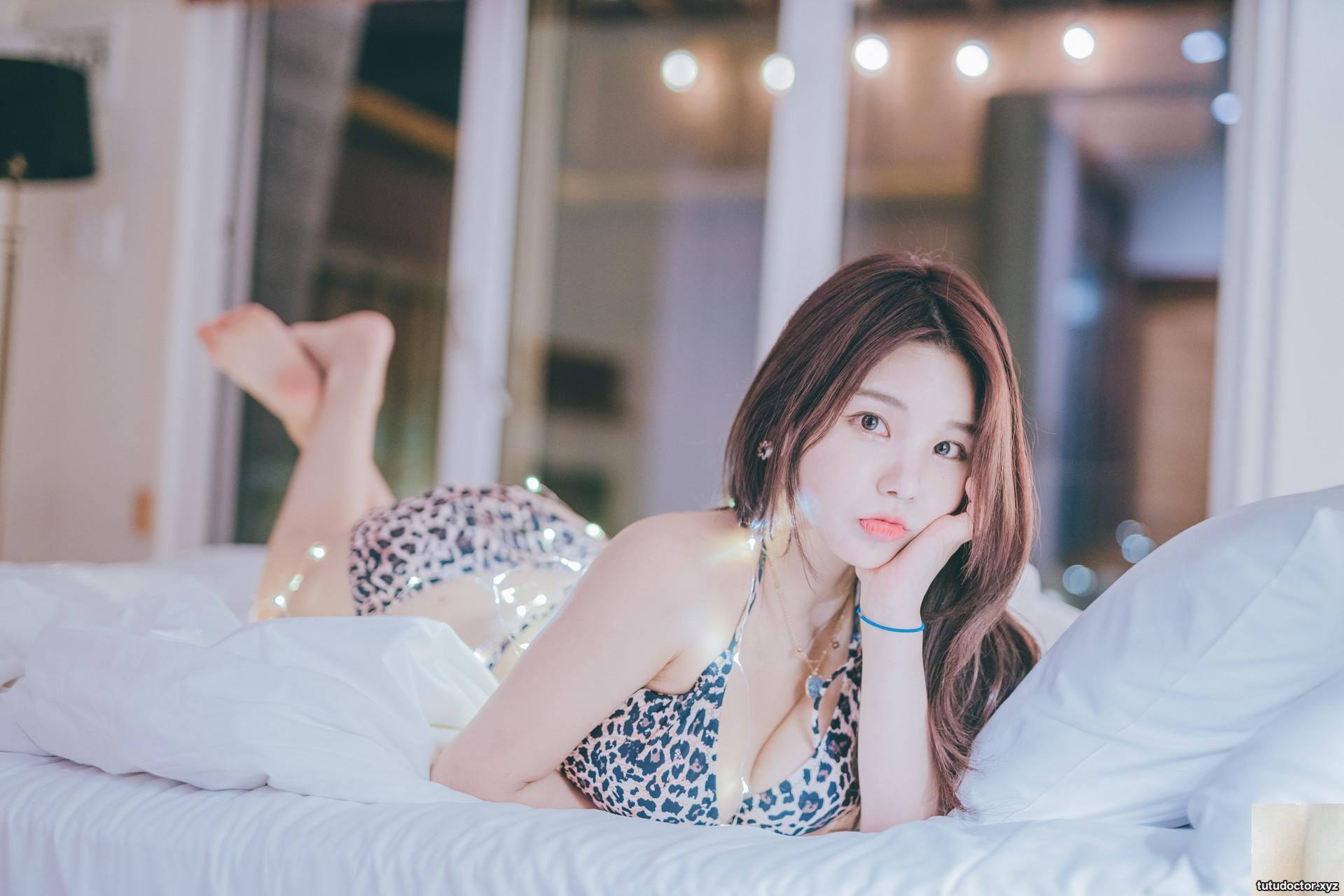 Zzyuri 쮸리, (SAINT Photolife) Jezzyuri (6 · photo 53 of 65