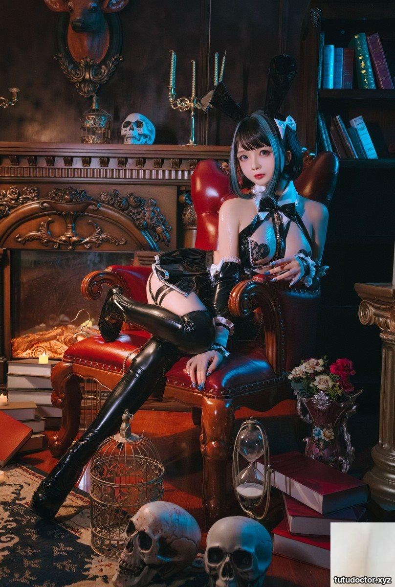 Hinajiao Halloween Devil Leather Jacket (41P)