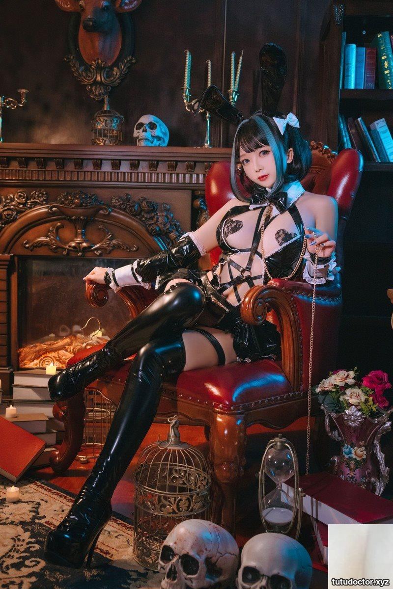 Hinajiao Halloween Devil Leather Jacket · photo 36 of 41
