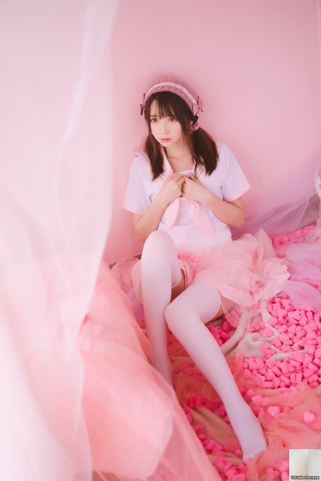 Welfare Girl-Crazy Cat SS Stockings Rhapsody (Pink) VIP · photo 39 of 54