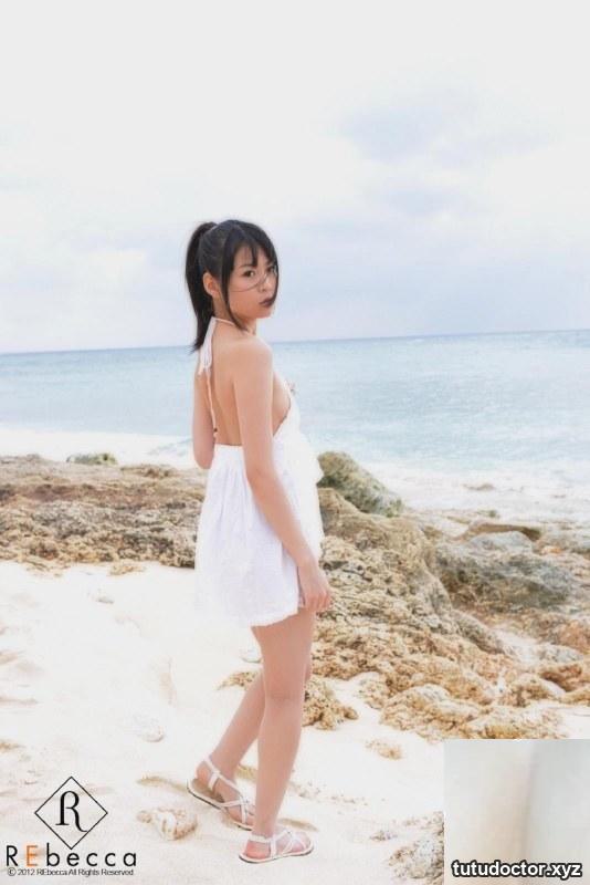 I feel pity for you, actress Sakura Yura digital photo album · photo 2 of 79