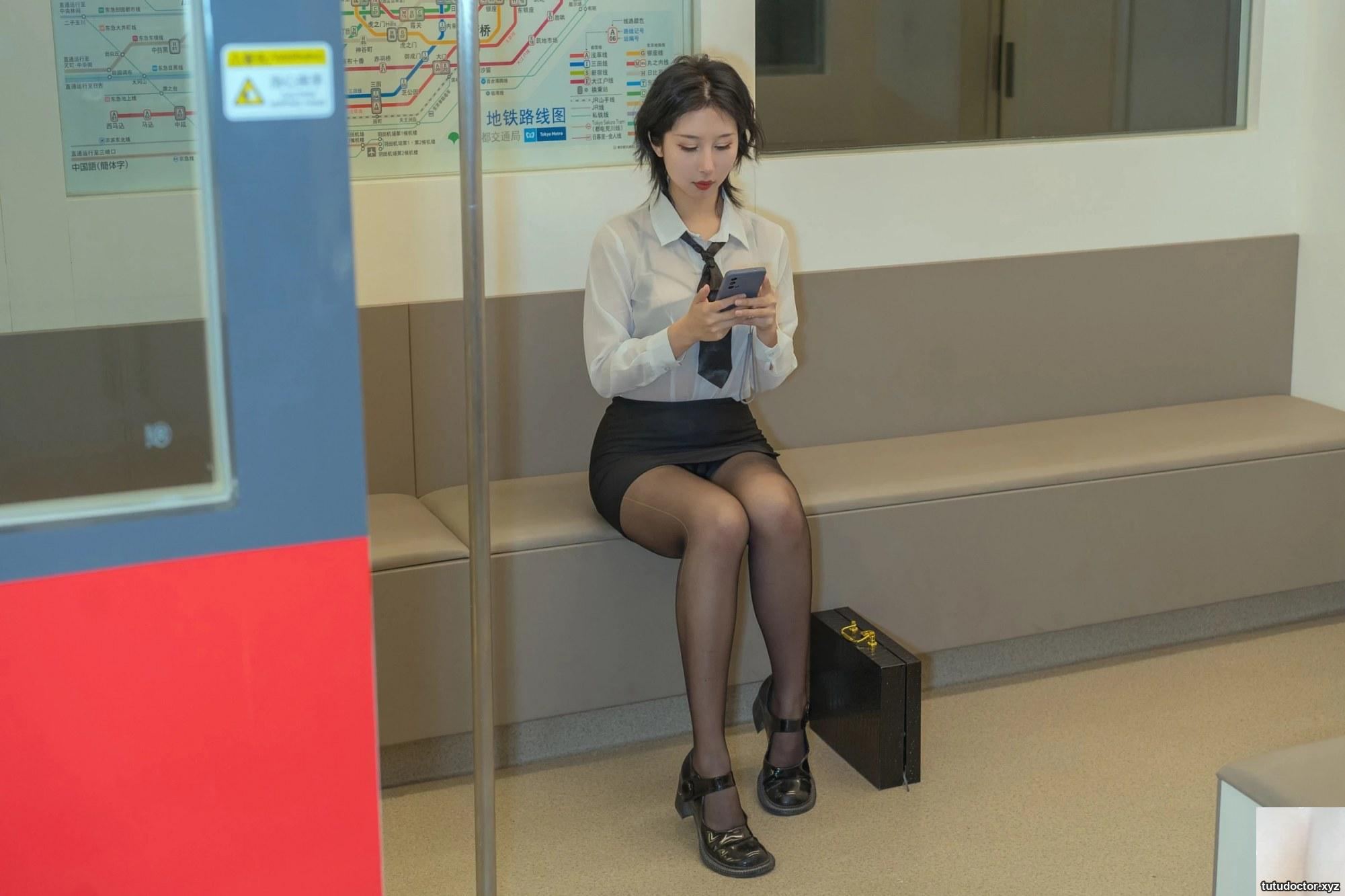 Qiu and Corgi’s “Train OL” training scene is irresistible (70P)