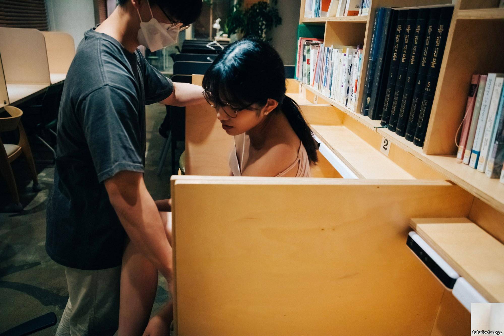 Sonson (손손) Library Girl 2 exposes her tender breasts and makes · photo 30 of 67