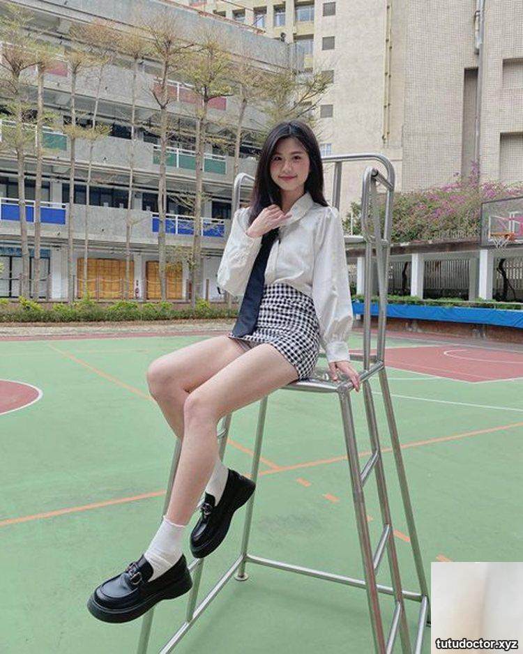 The pure and beautiful girl Rurumi is equipped with a sexy small · photo 10 of 10