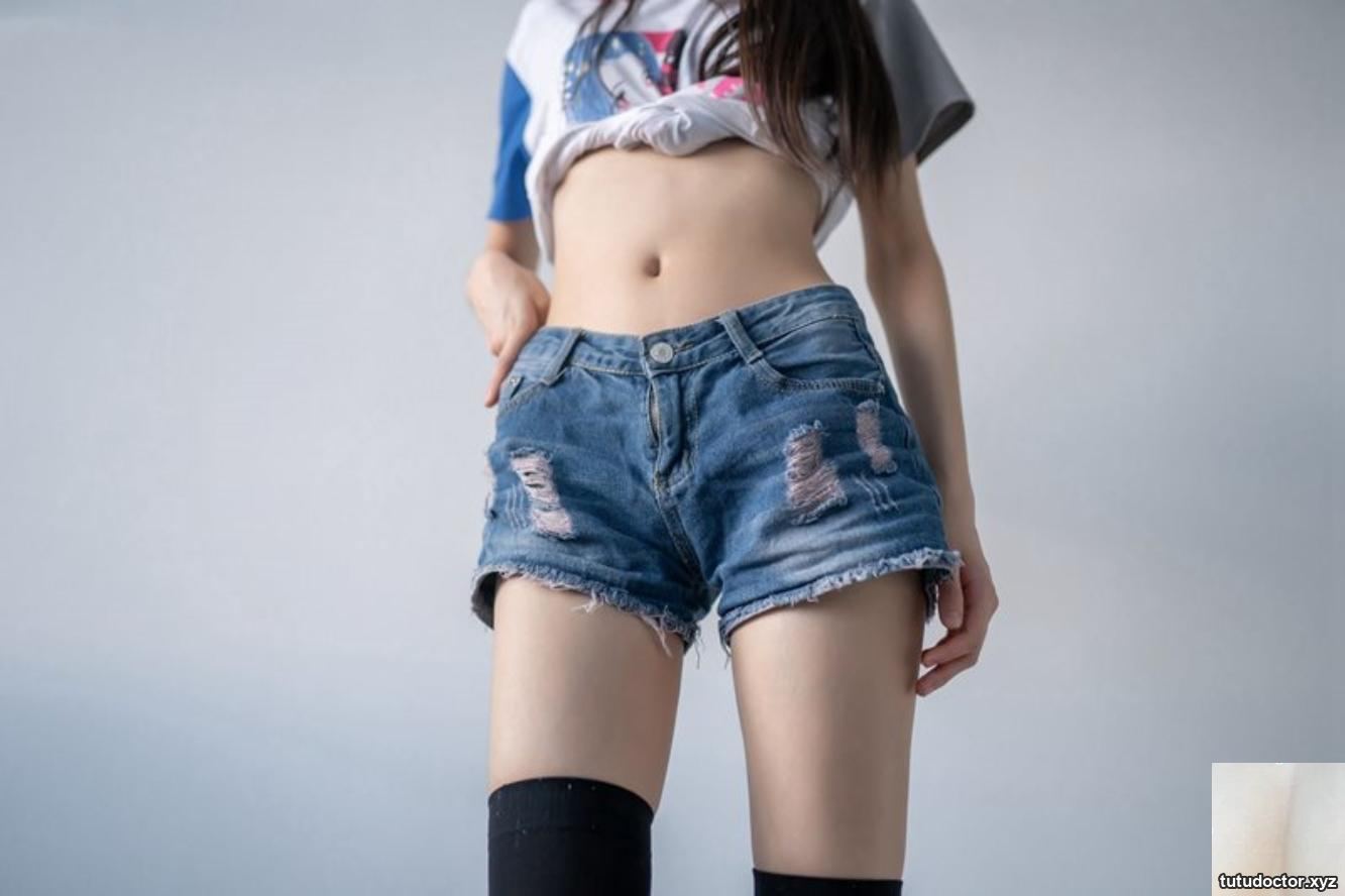 NO.113 Black silk denim shorts · photo 34 of 47