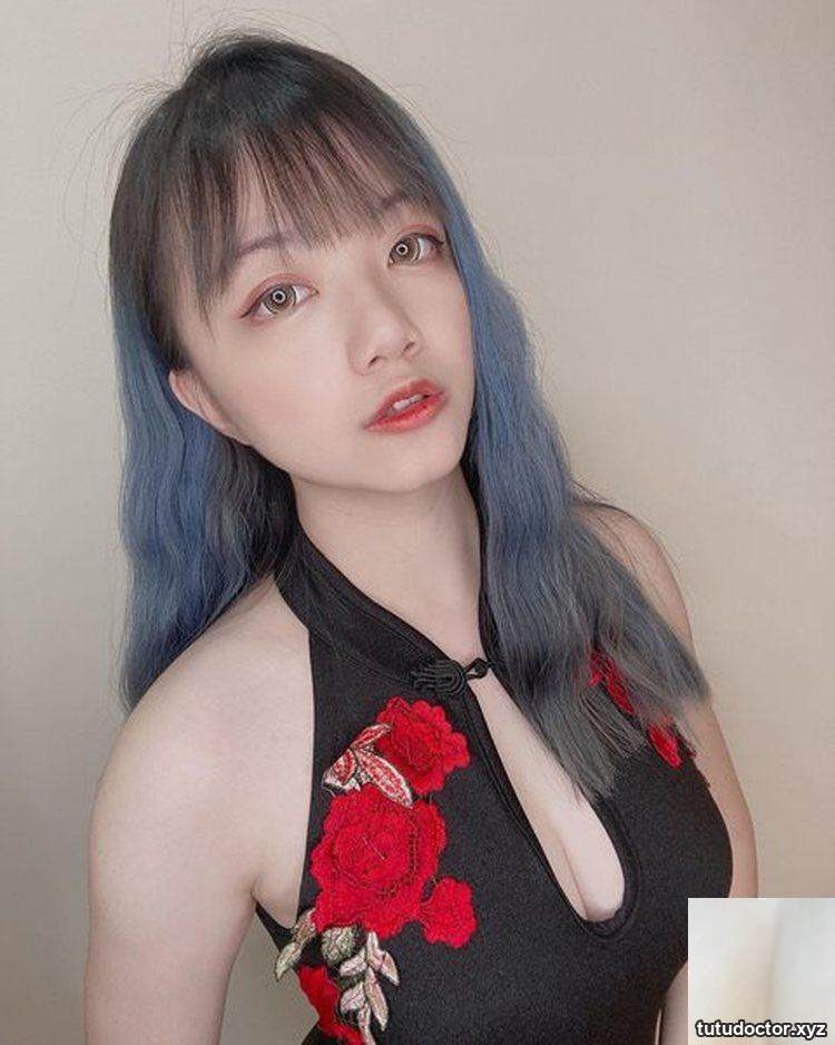 The bold, big-eyed girl Jialin has unlimited release of her · photo 2 of 10