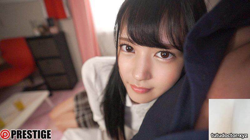 Umi Yakake, completely subjective 3SEX with a beautiful girl in · photo 3 of 8
