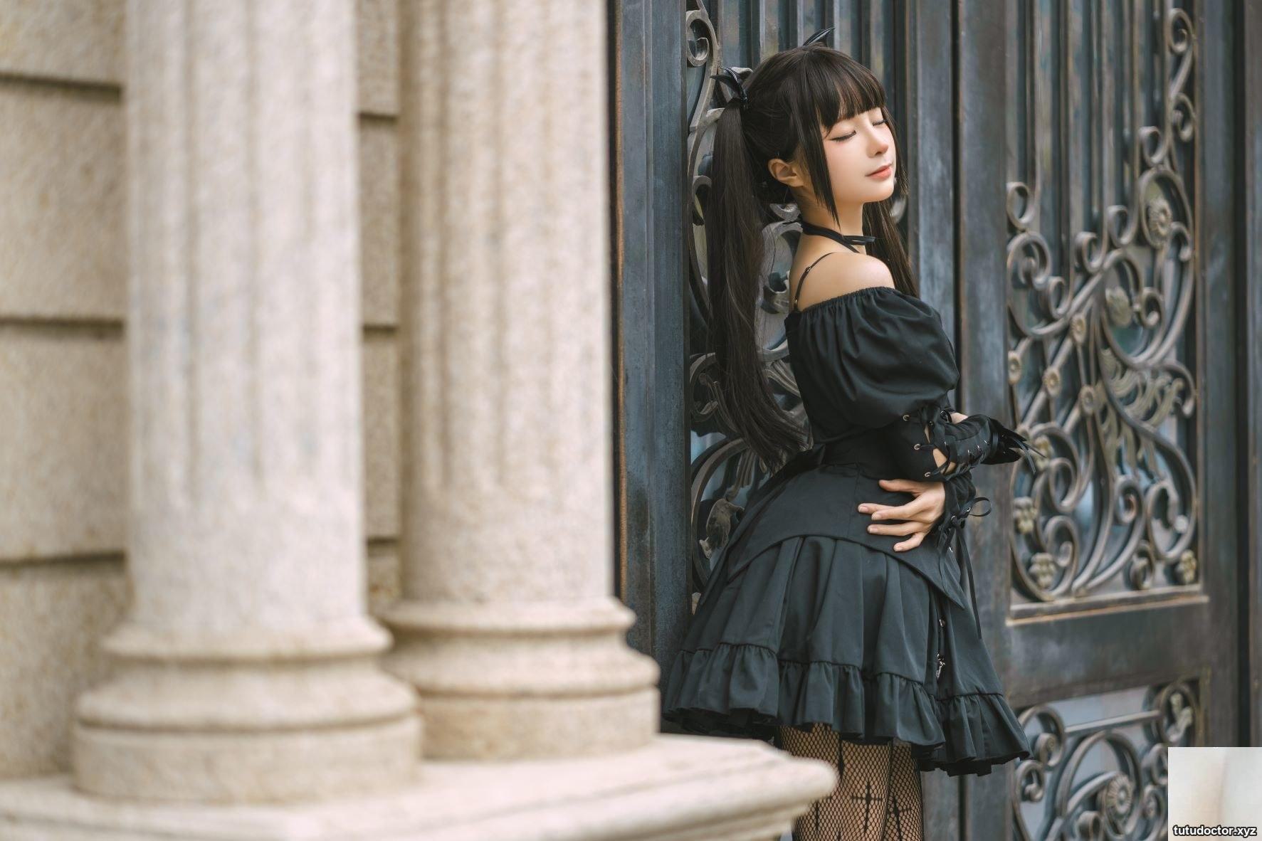 (Coser) Stupid Momo – Little Devil with Twin Ponytails (12P)