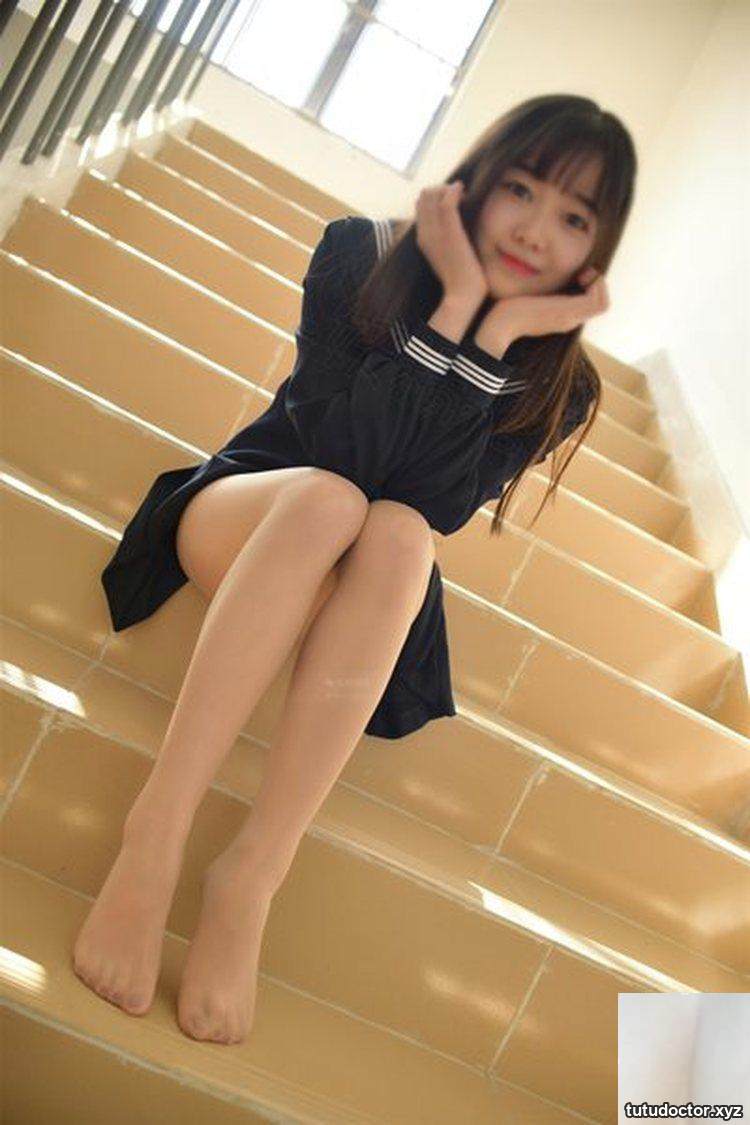 Model Xiaoxue likes your favor · photo 44 of 70