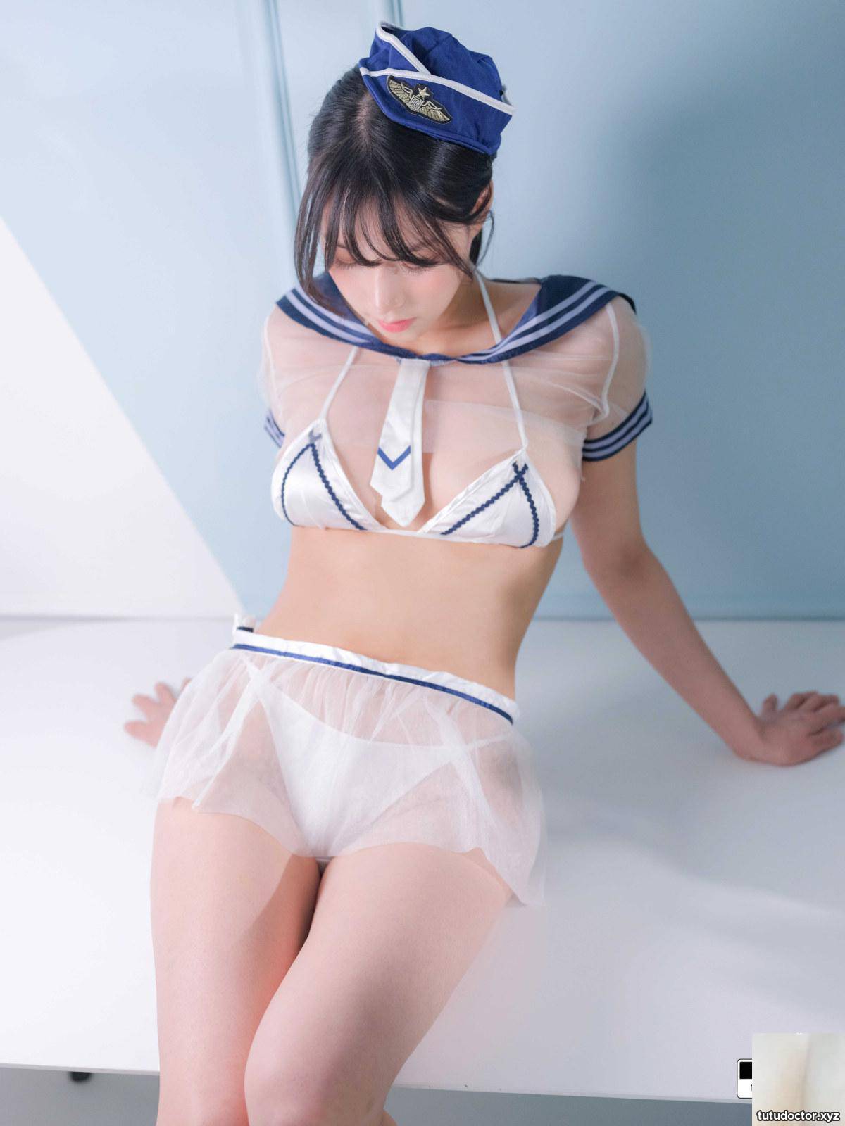 LEEHEE EXPRESS – LEBE-081 Myung Ah · photo 7 of 55